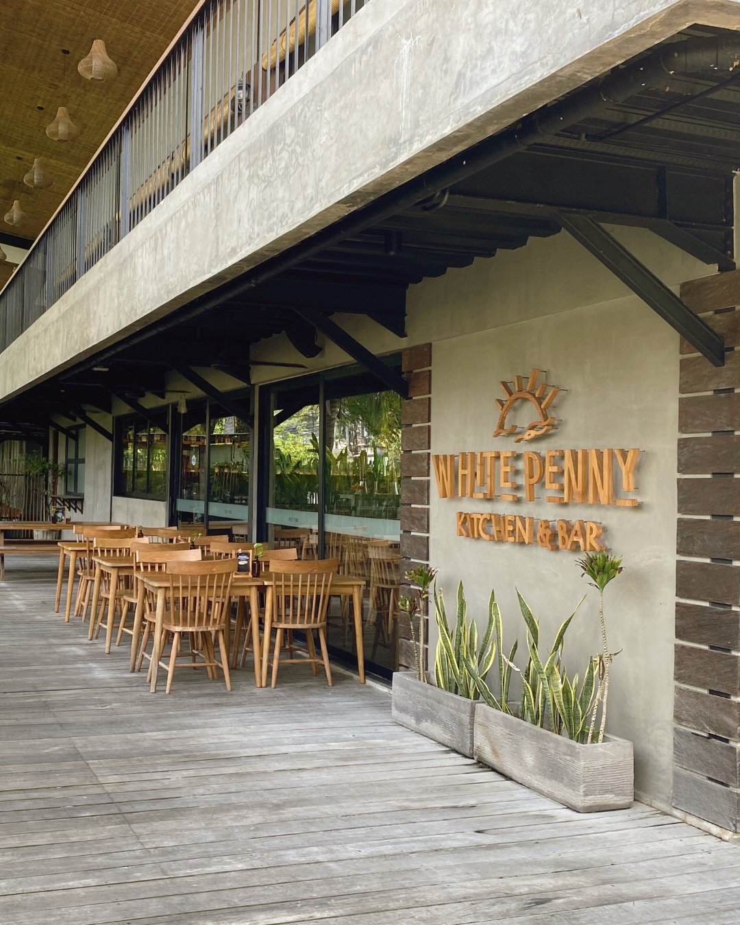 White Penny Kitchen & Pool Bar
