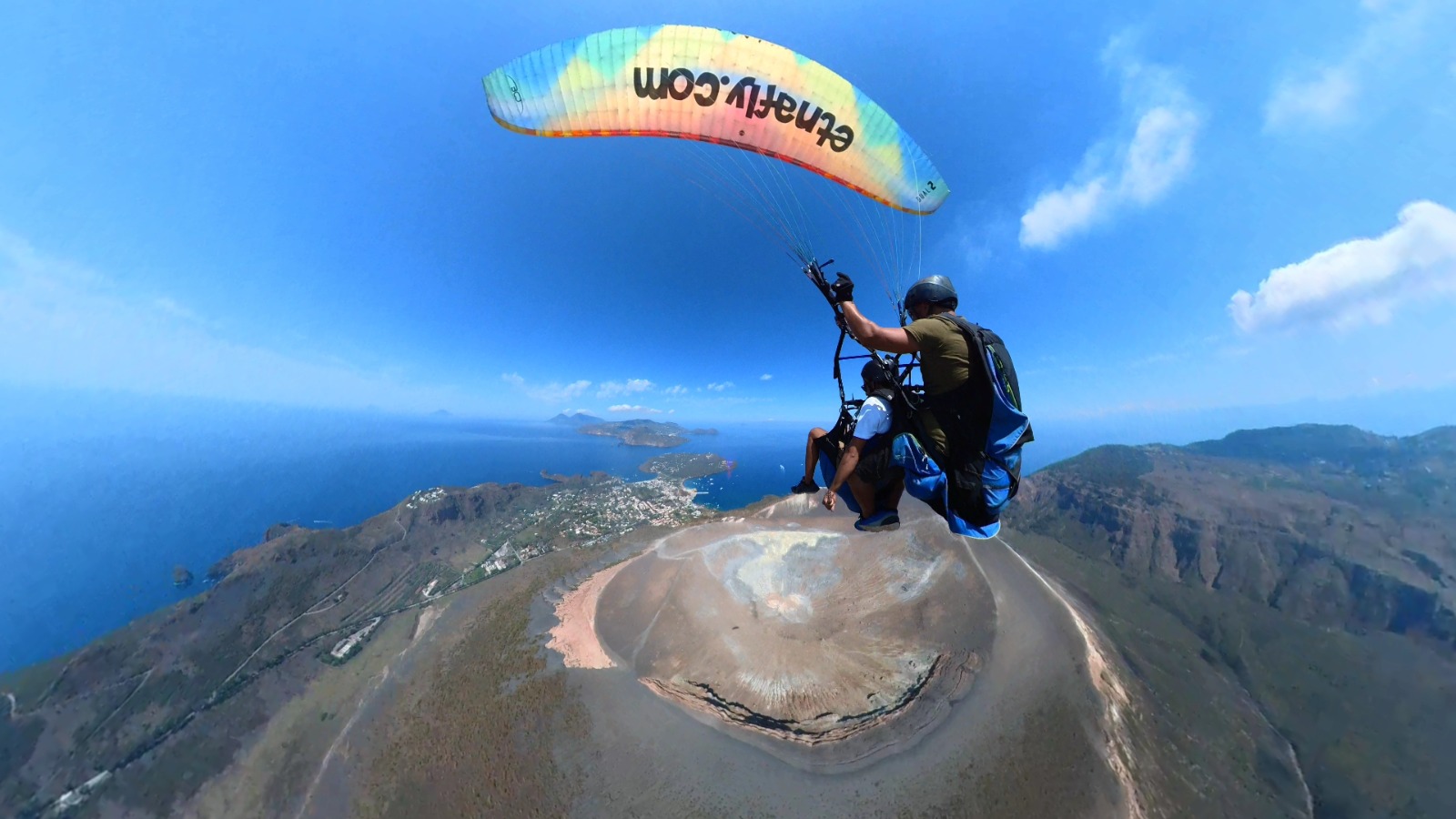 Parapendio a Vulcano e Lipari - Tandem paragliding - Vola sulle Isole Eolie