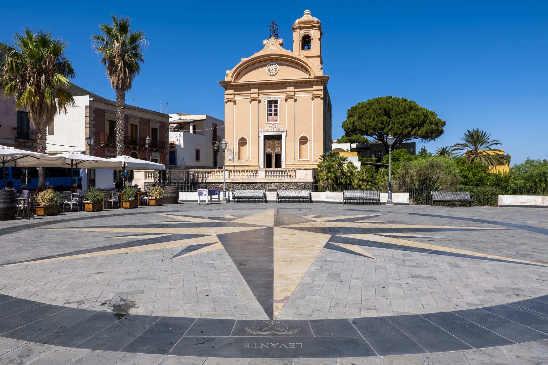 Piazza Rosa dei Venti