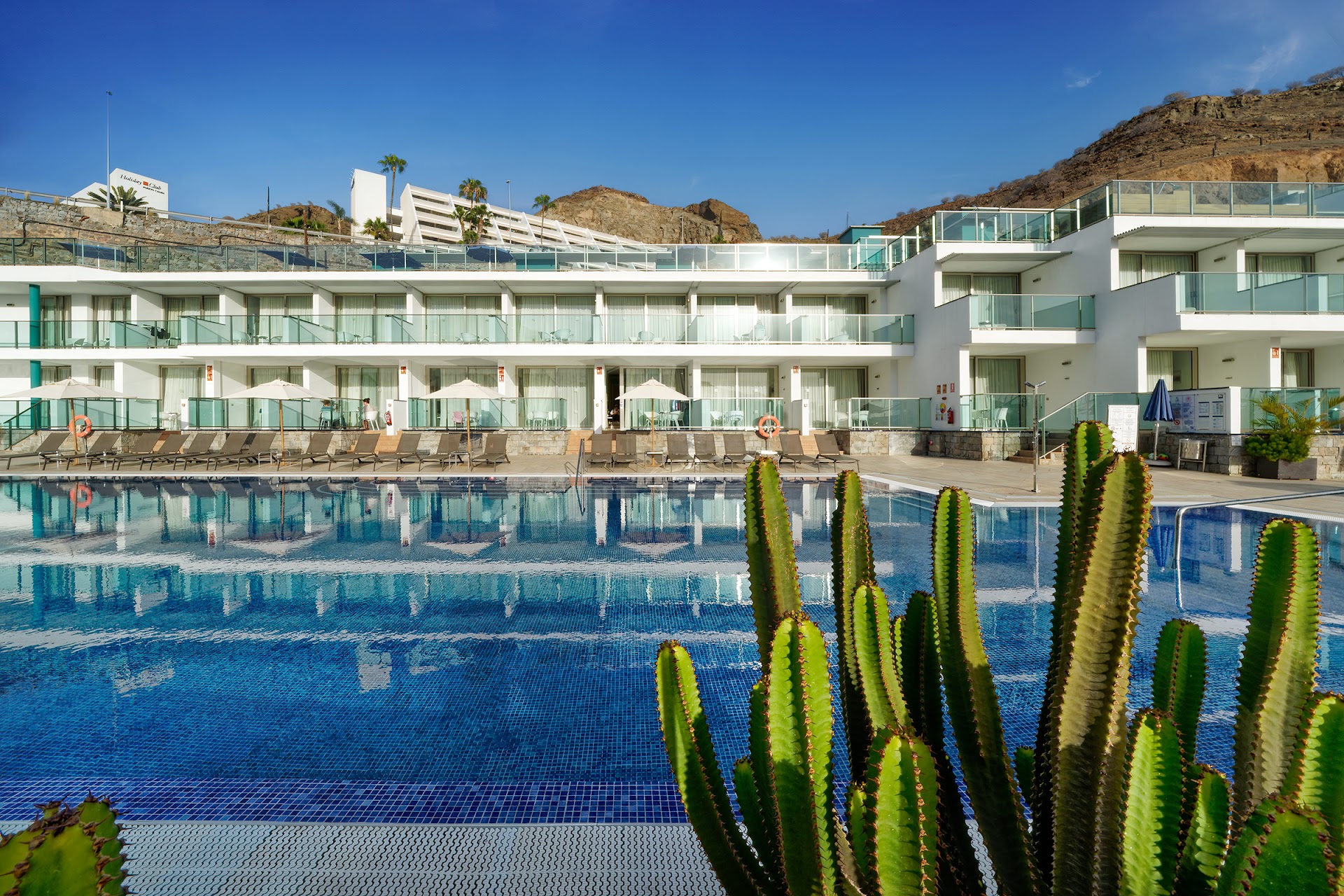Morasol Suites Hotel