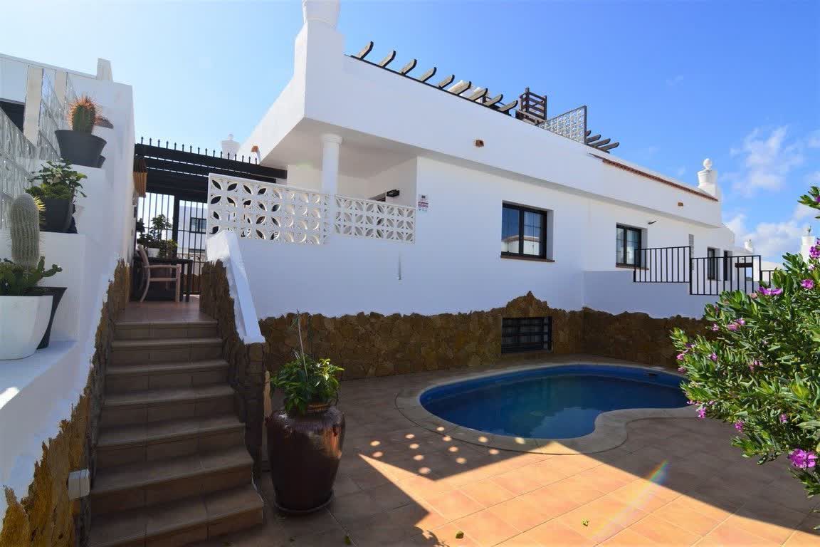 CoCo Surfhouse - Coworking Coliving