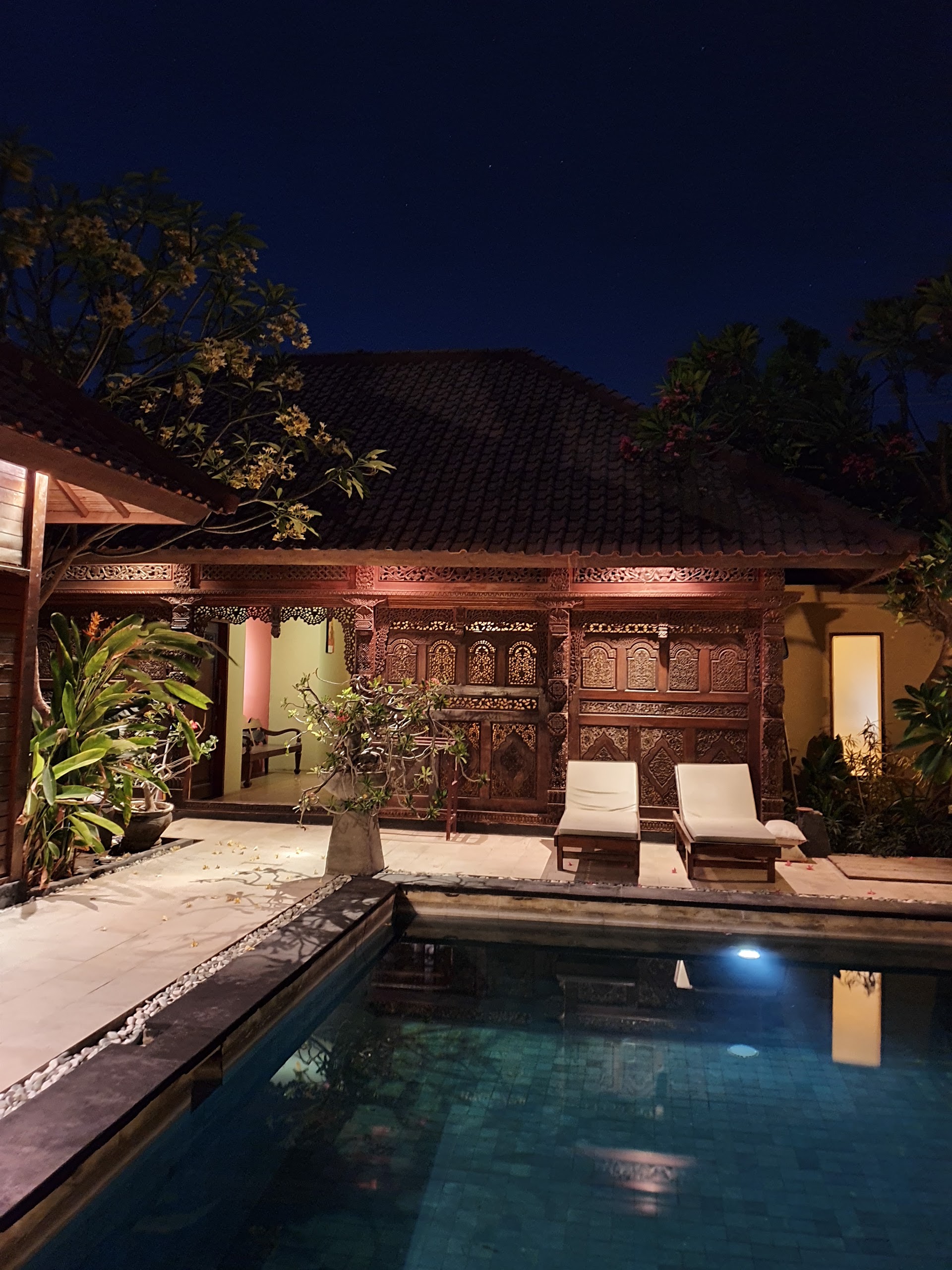 Gili Exotic Villa