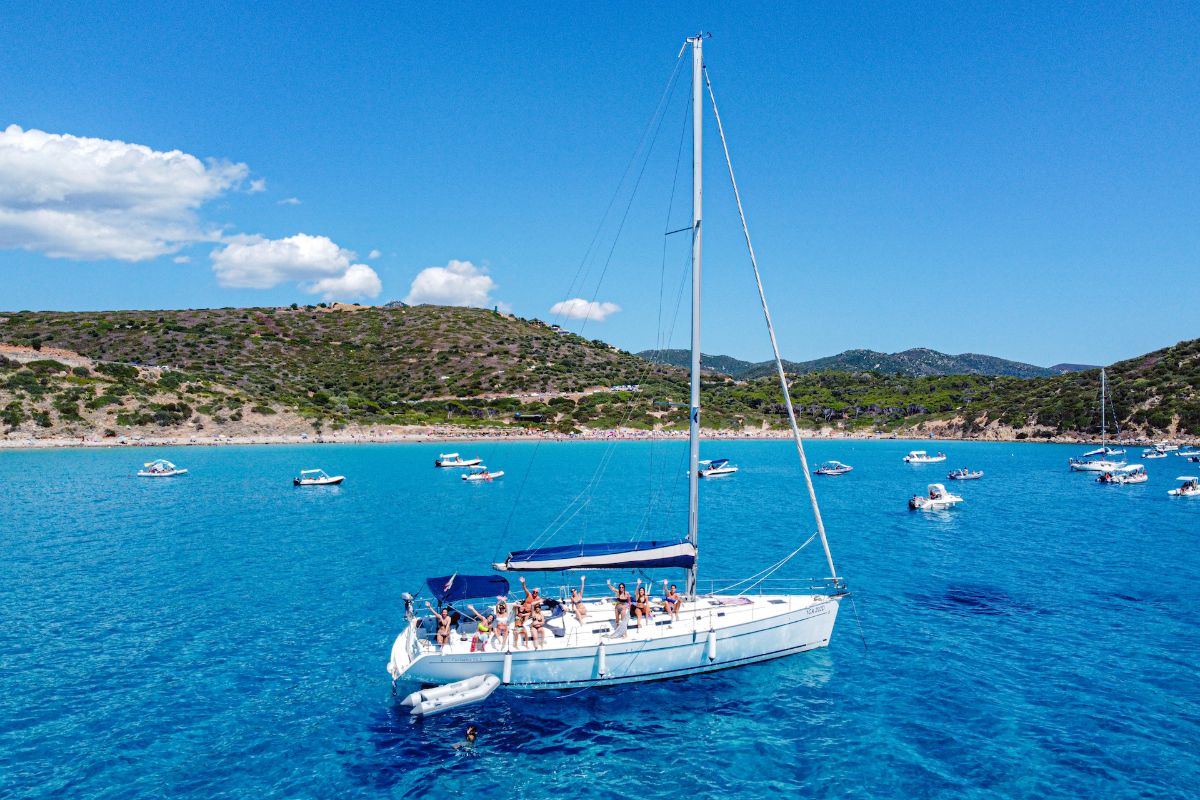 CS Charter Cagliari - Noleggio barche a vela Sud Sardegna- Sailing charter in South Sardinia