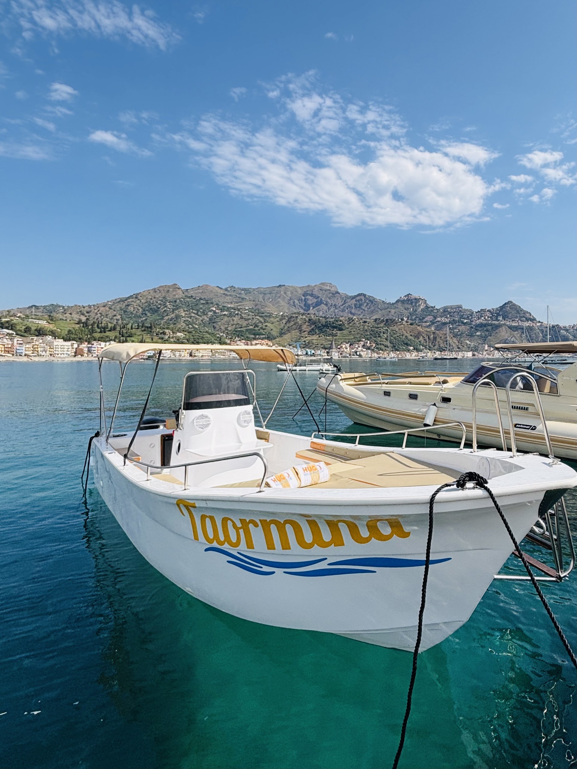 Escursioni in Barca Taormina Isola Bella | Boat Tour - Hugo Experience