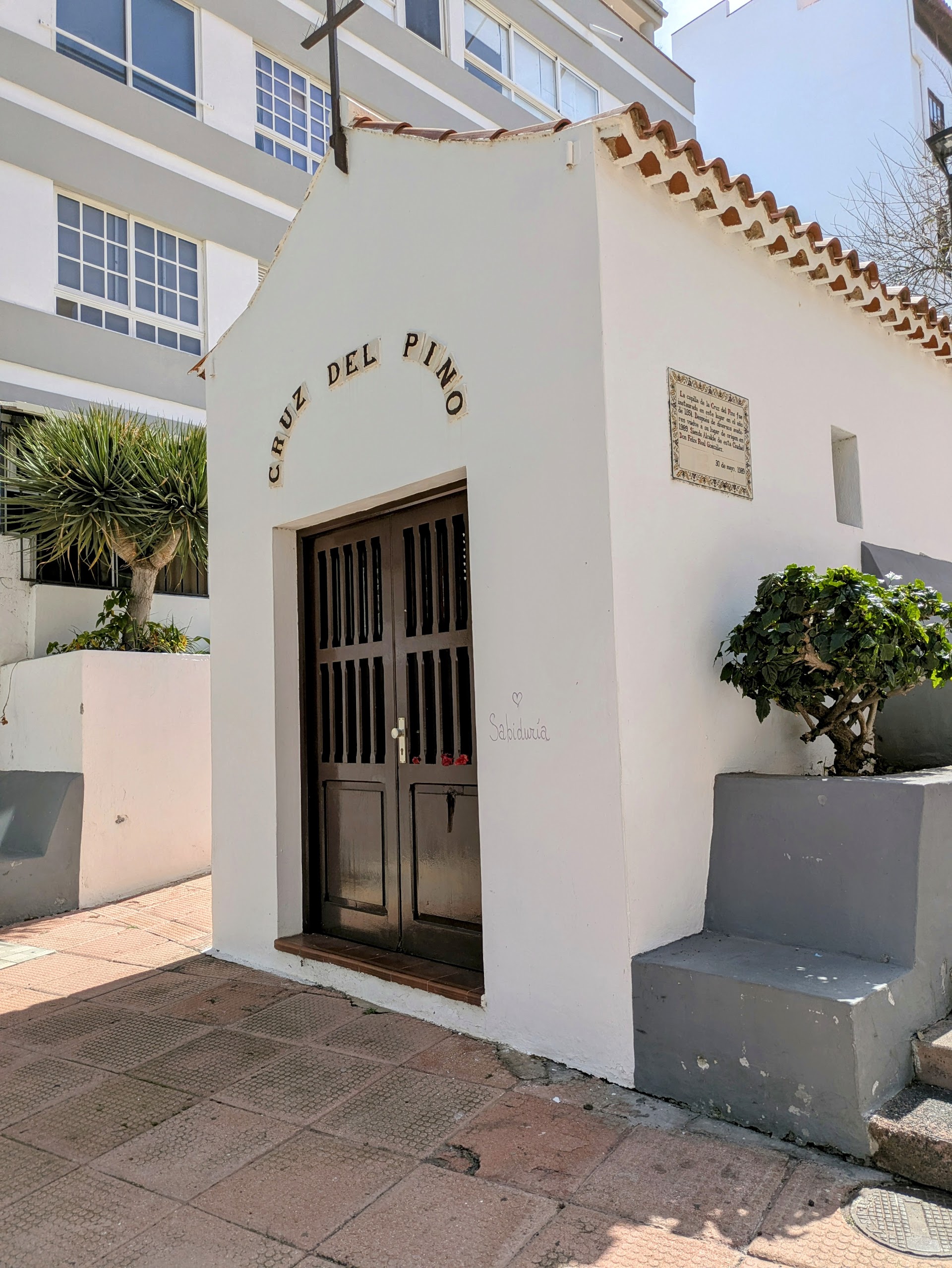 Capilla Cruz del Pino