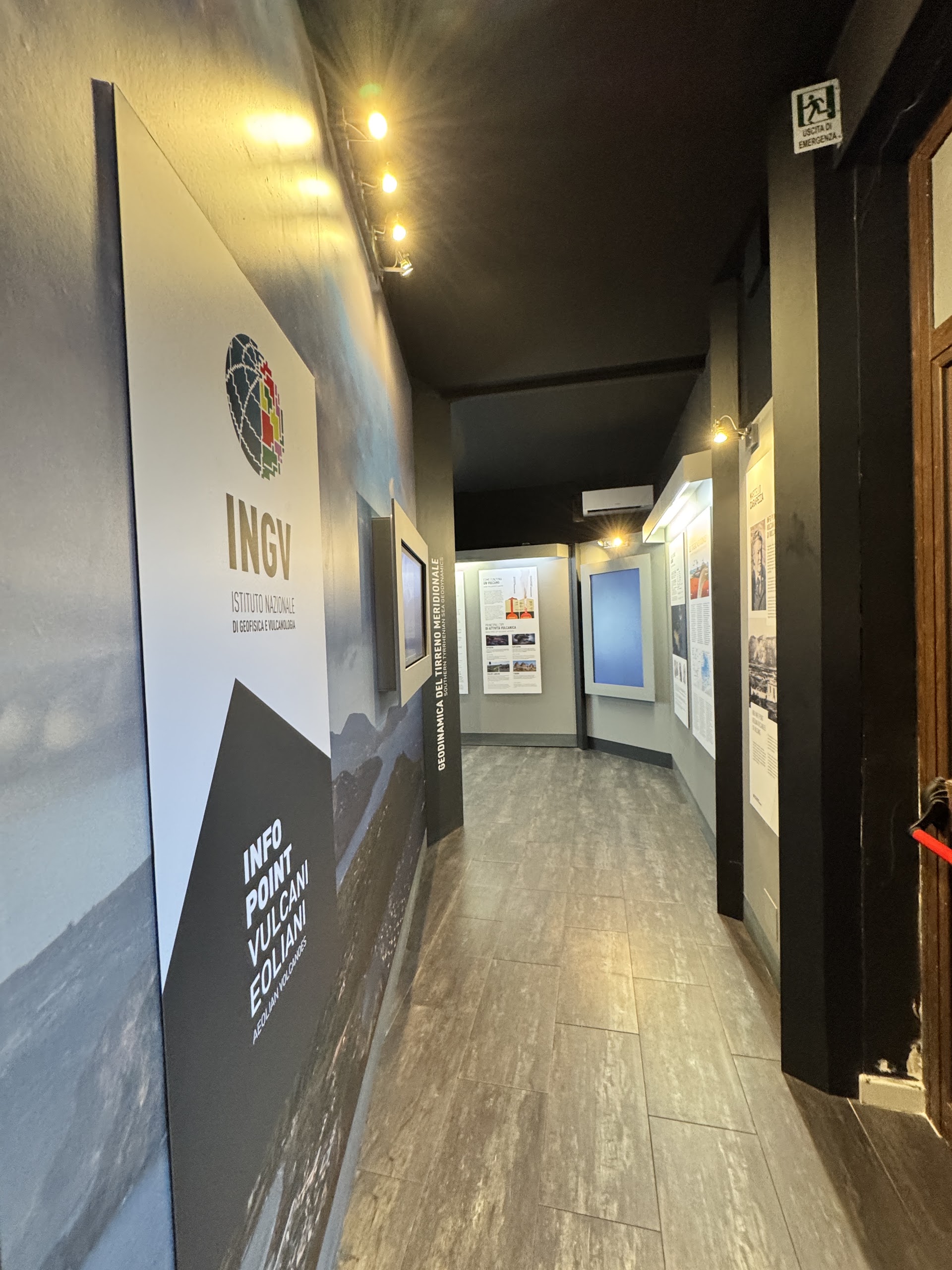 Visitor center INGV "Marcello Carapezza" - Vulcano