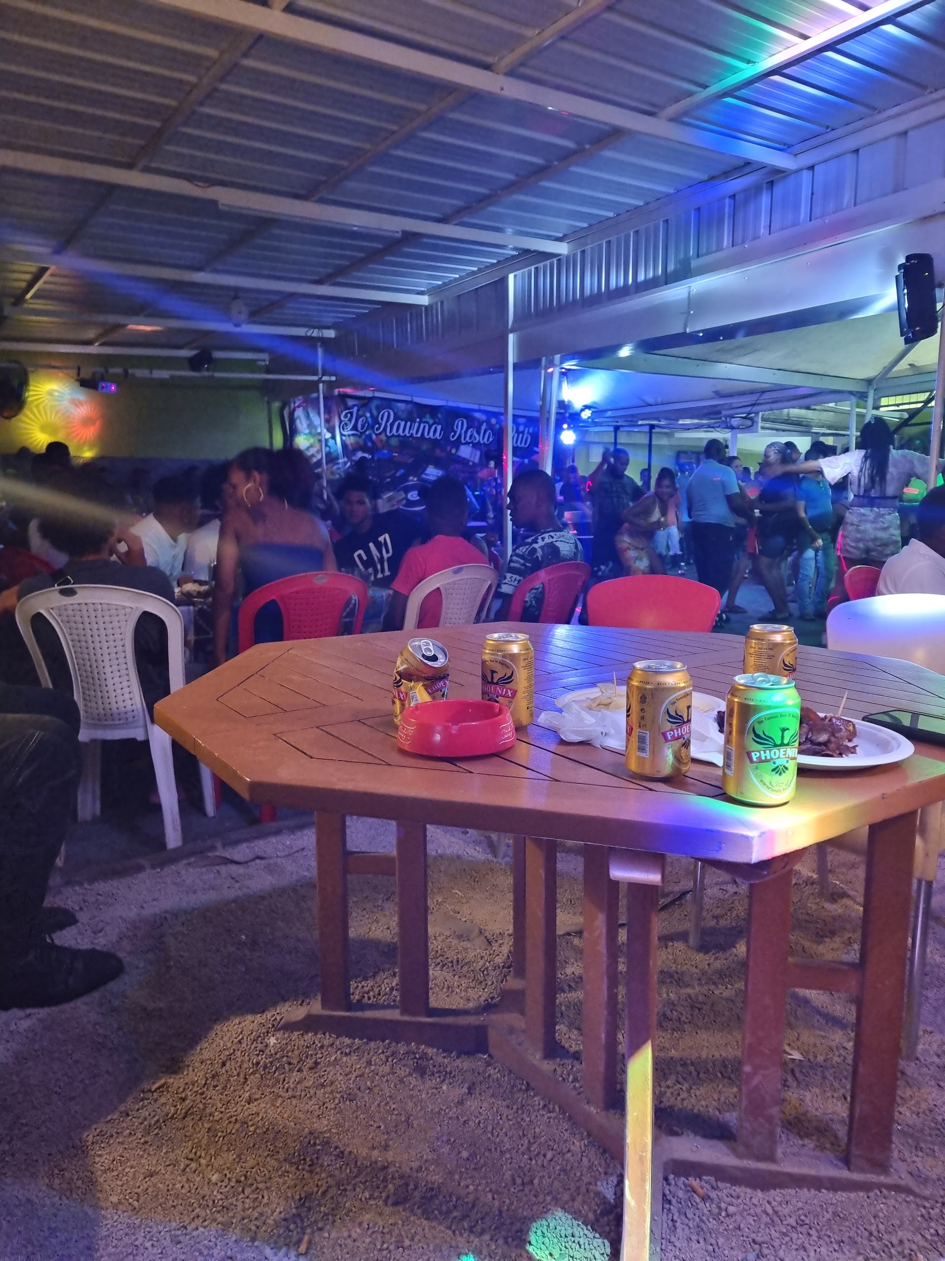 Ravina resto