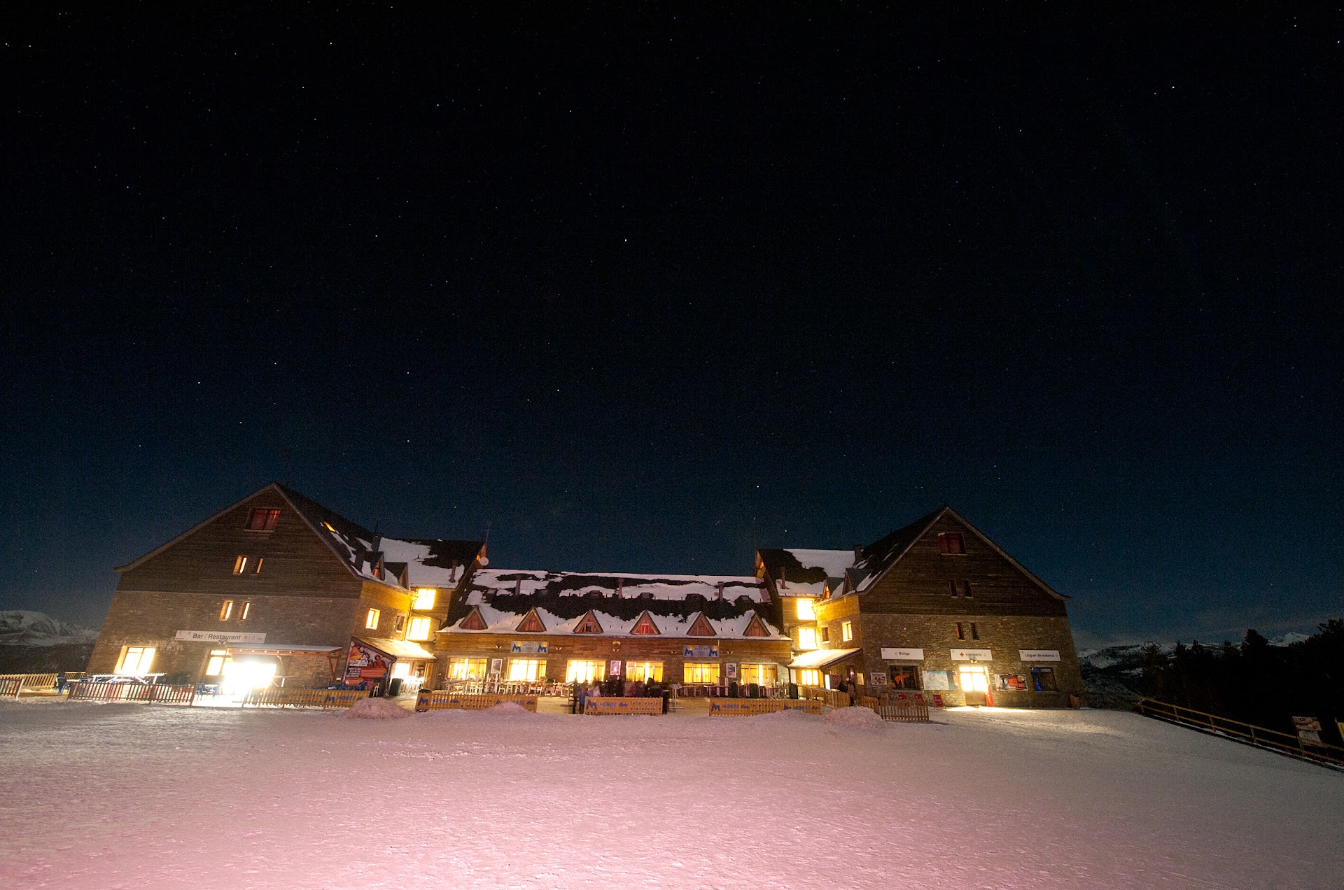 Hotel Port Aine 2000