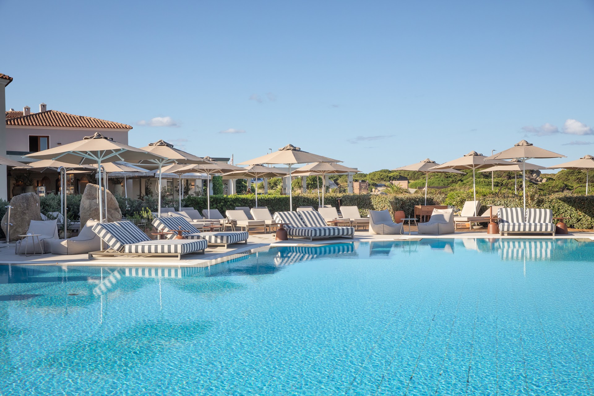 Mangia's Santa Teresa Sardinia, Curio Collection by Hilton
