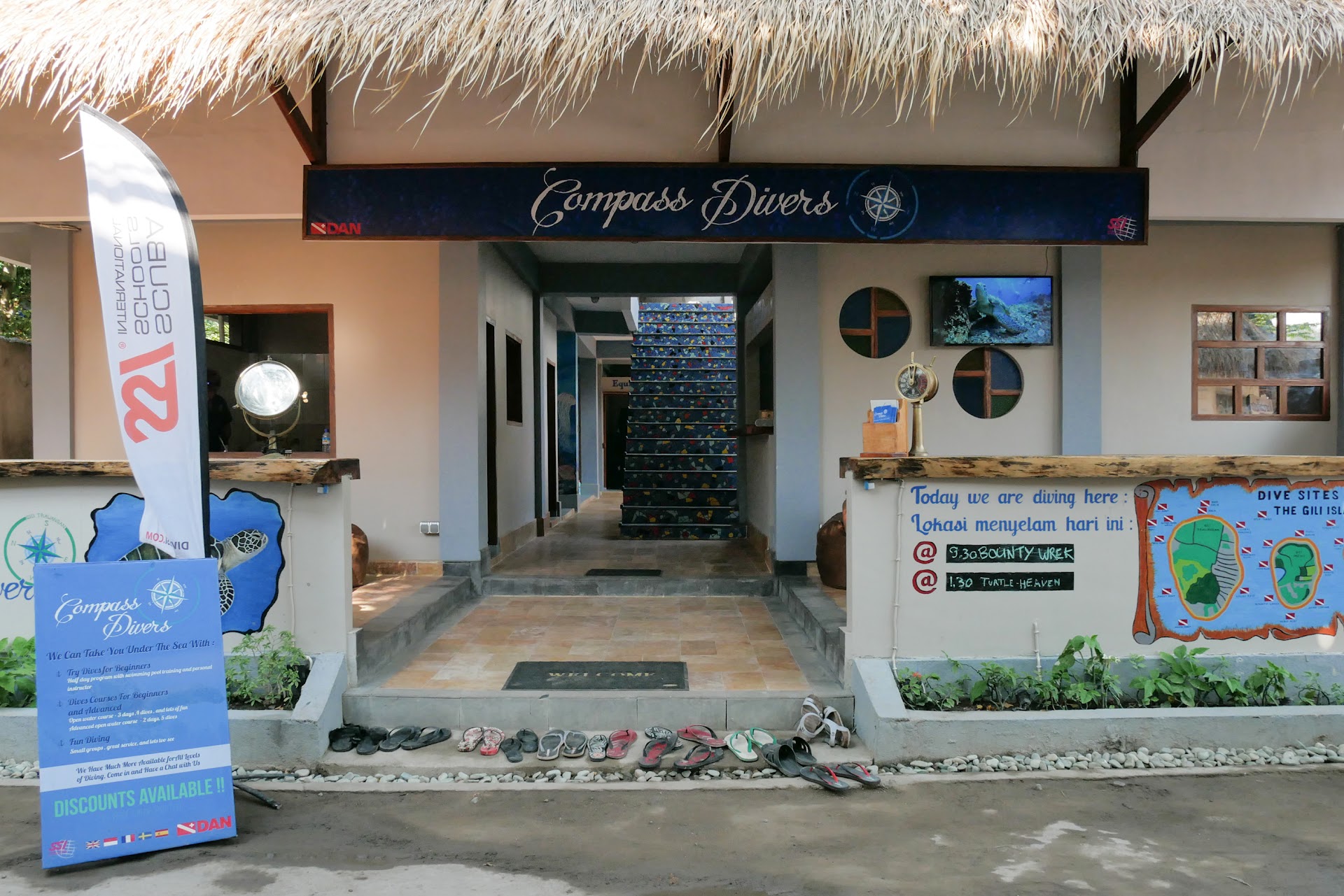 Compass Divers