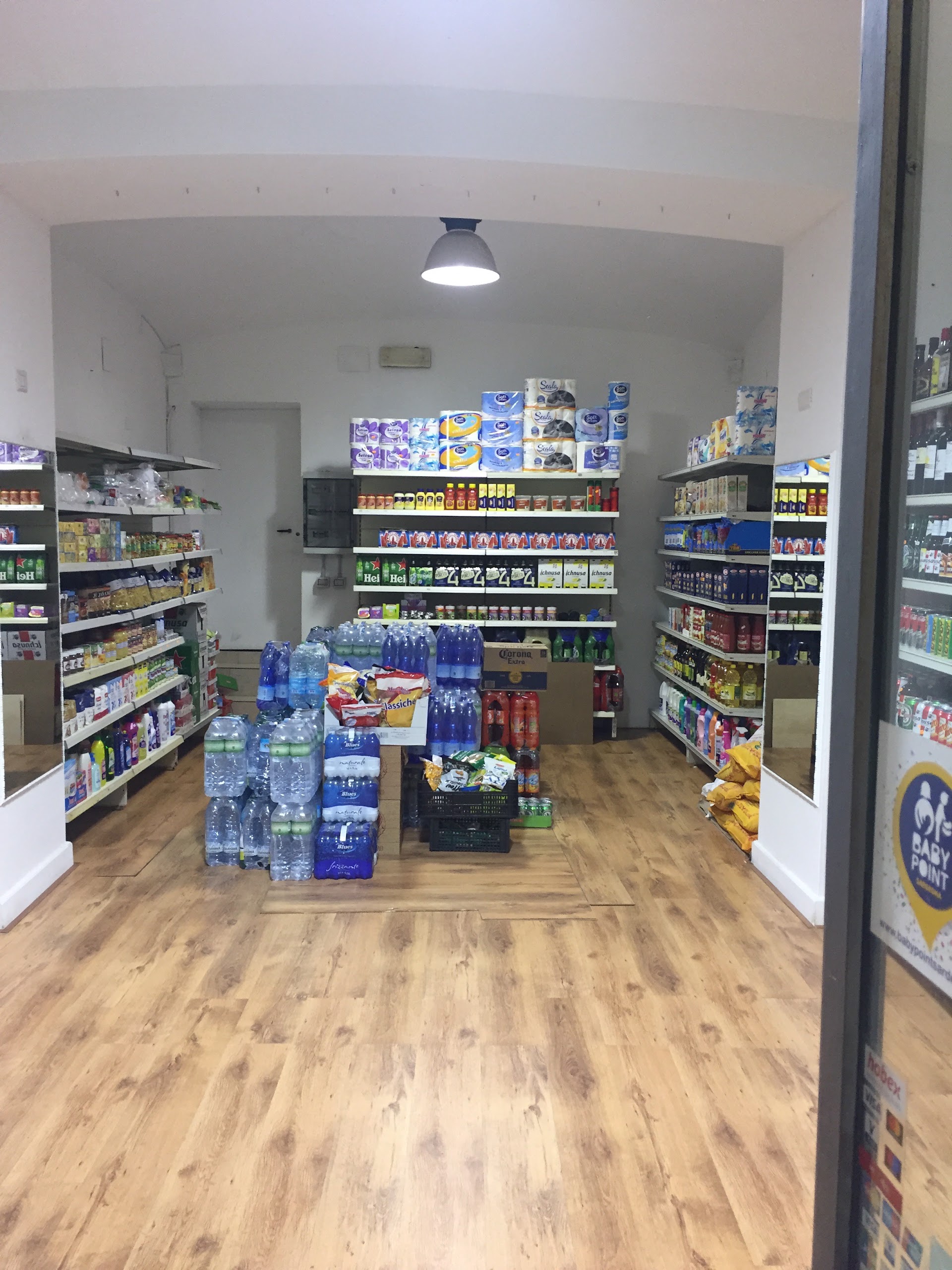 MiniMarket Di Mummy And Daddy's Corner