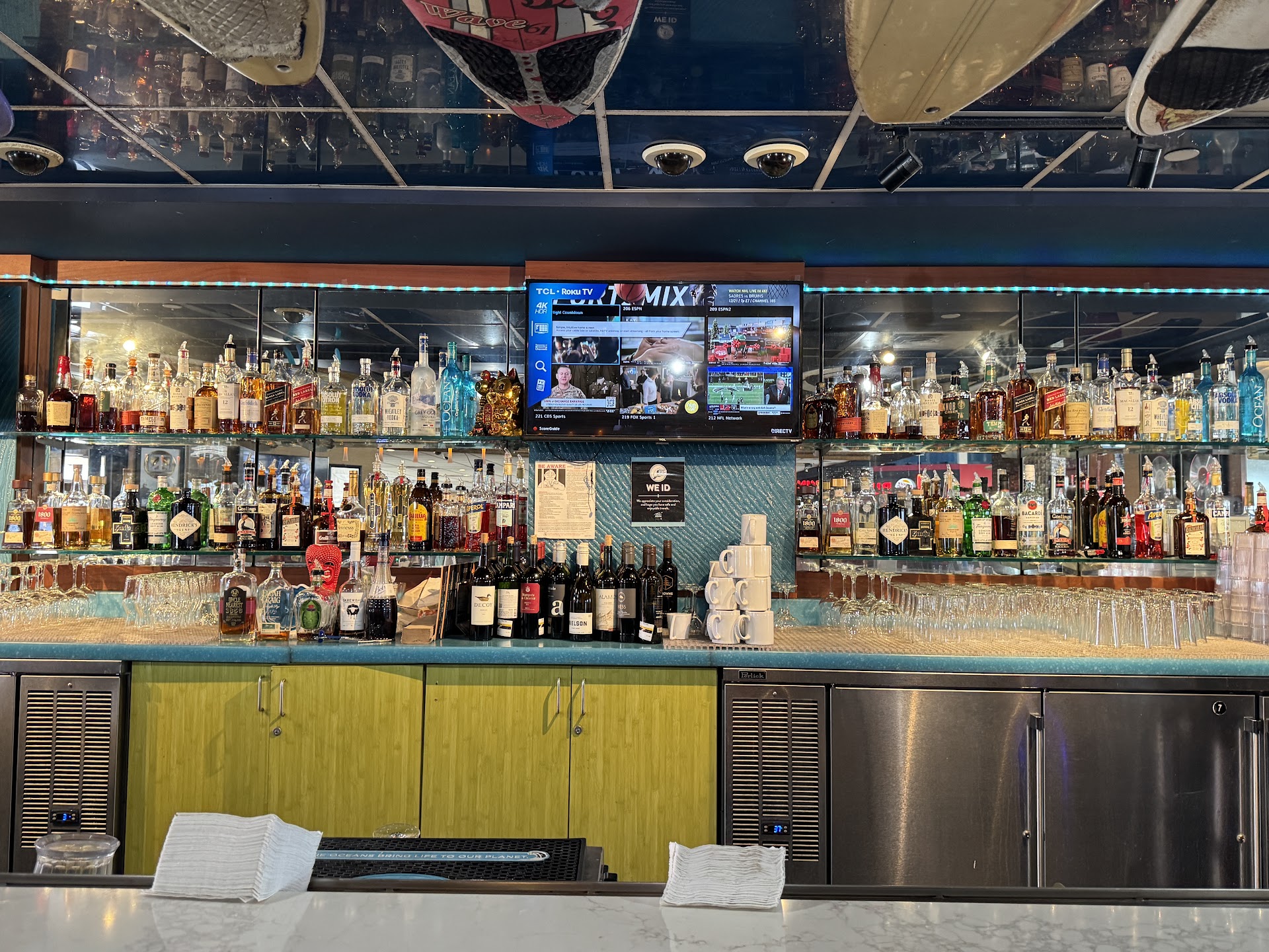 Sammy's Beach Bar & Grill