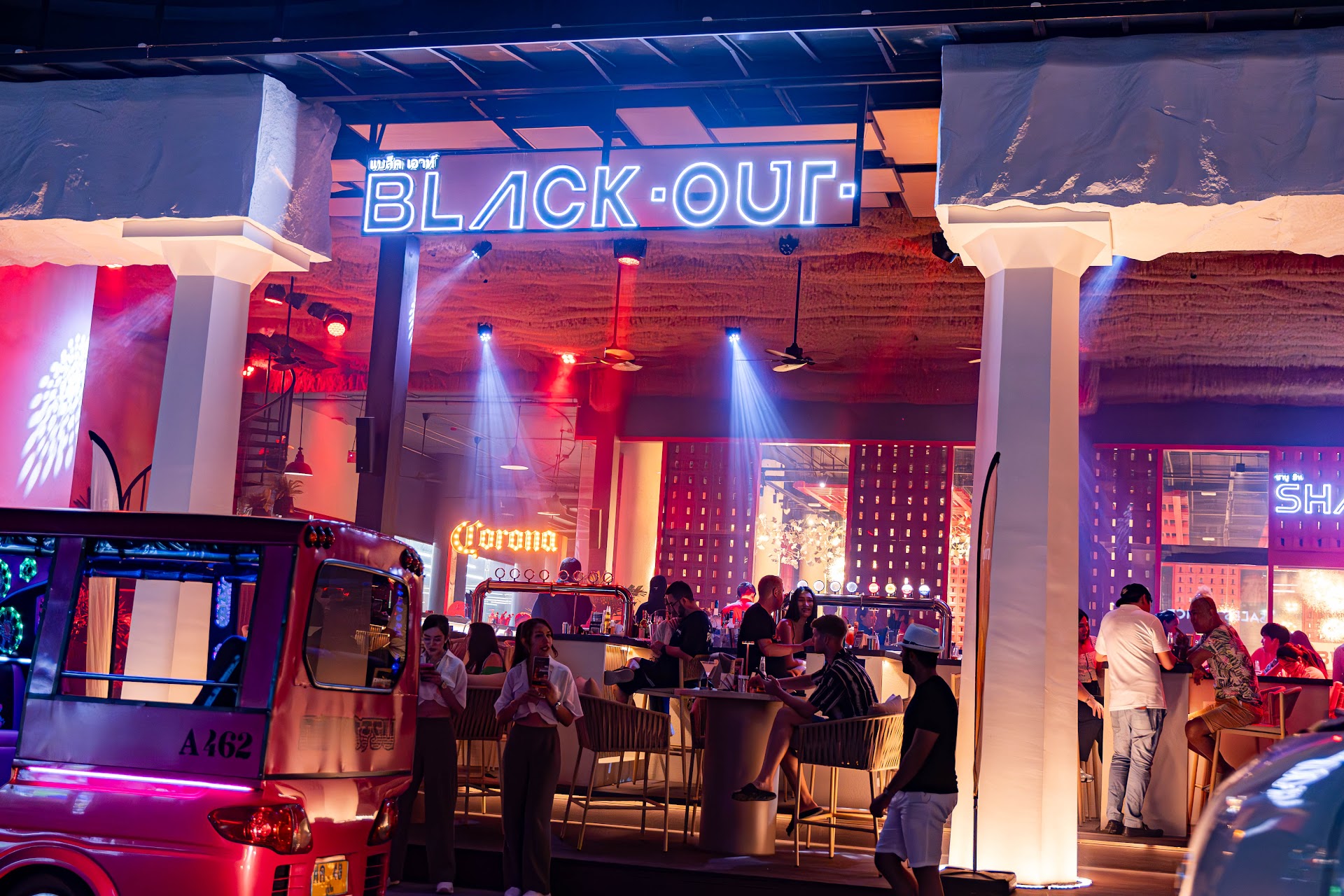 BLACK OUT PATONG