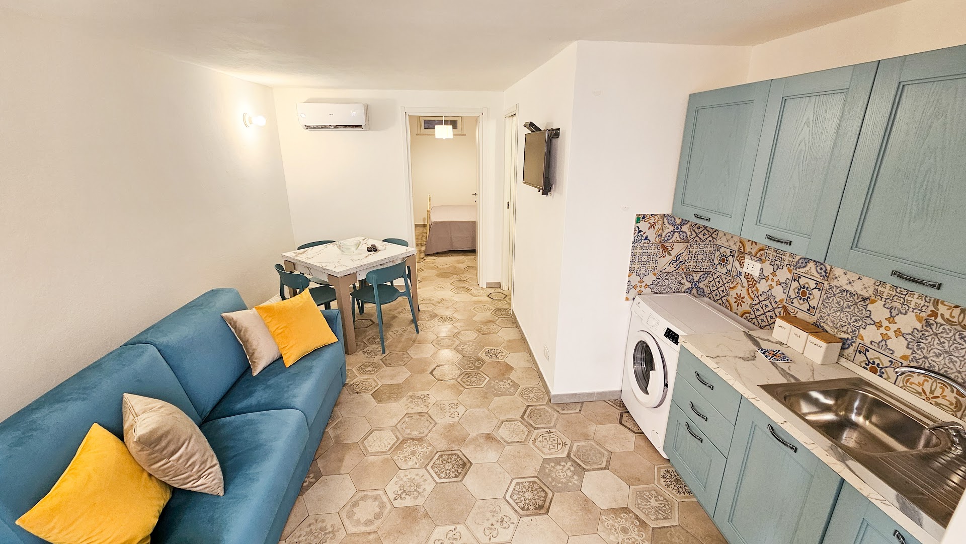 Jasmine House Ustica