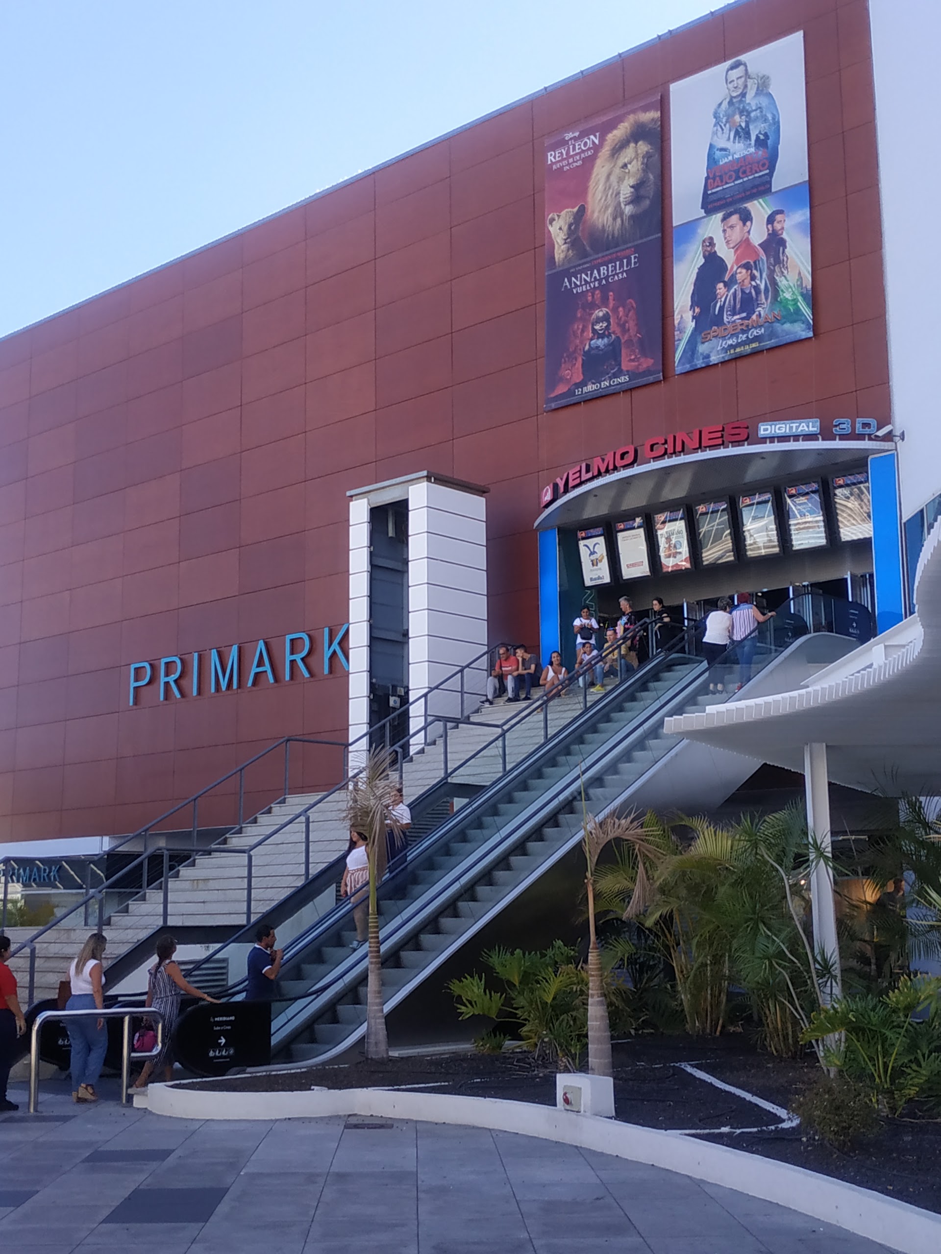 Cine Yelmo Meridiano
