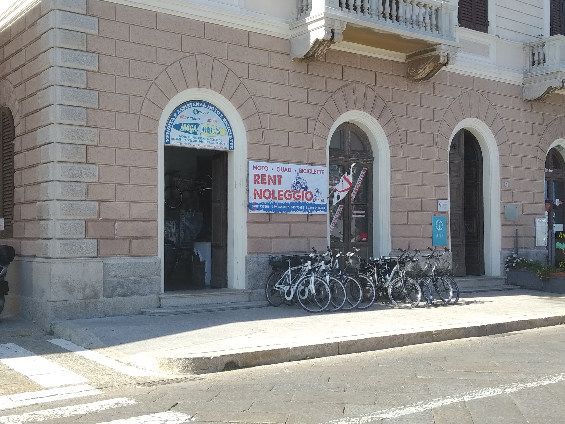 Mega Motors - Noleggio Moto, Bike, Mountain Bike, e-Bike e Quad