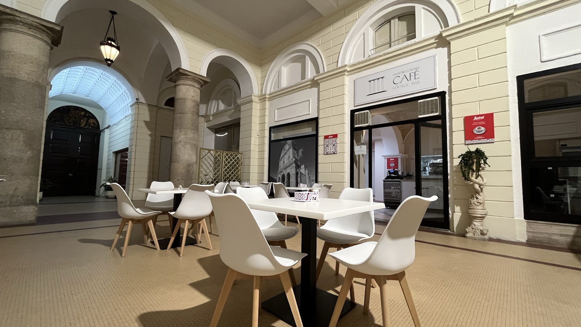 Quattro Colonne Cafè