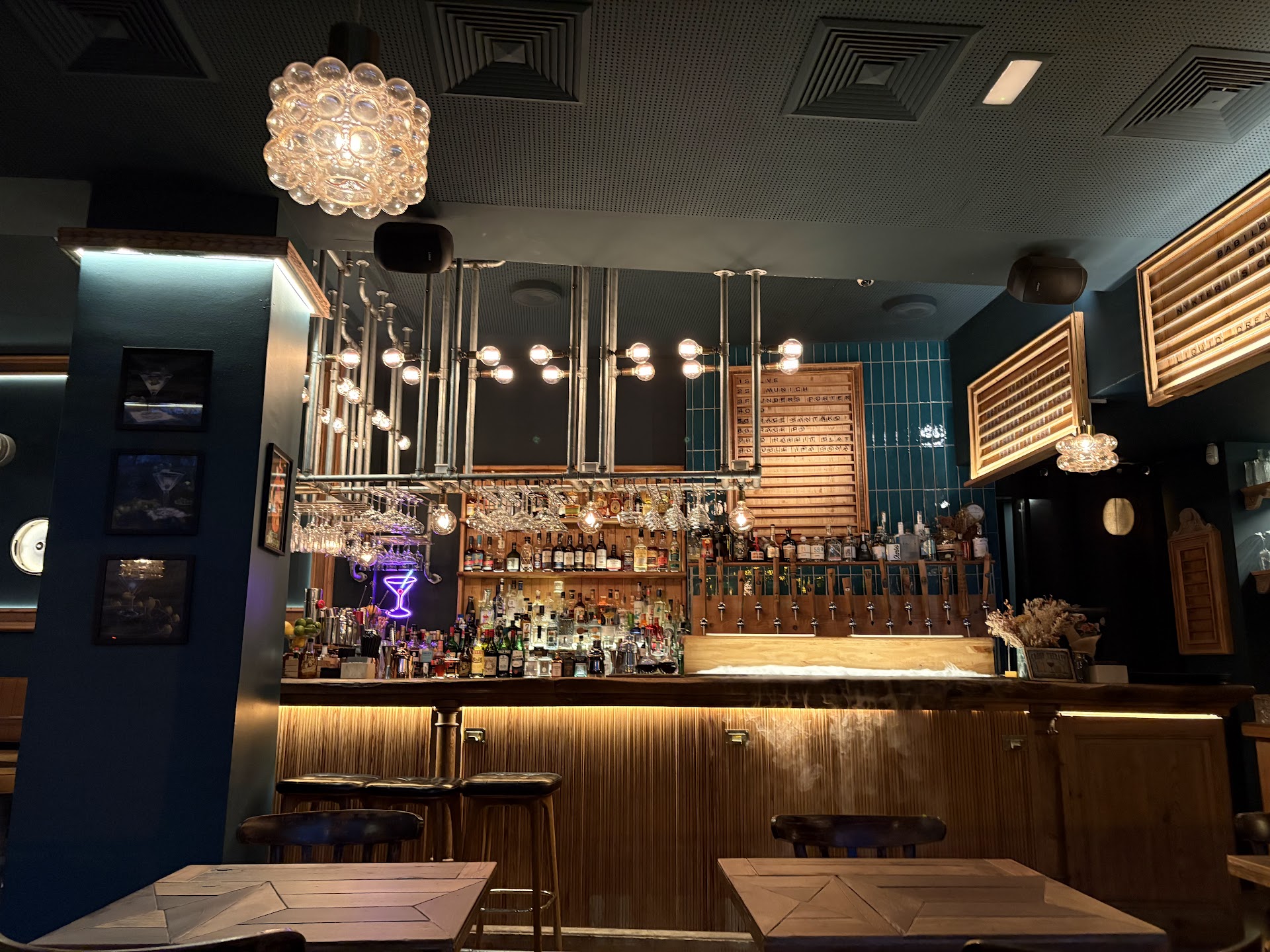 Nykteri's Cocktail Bar