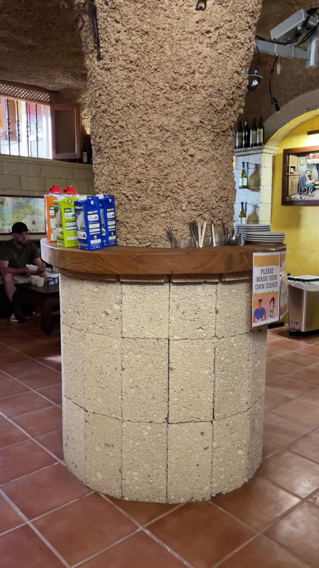 Duque Nest Hostel