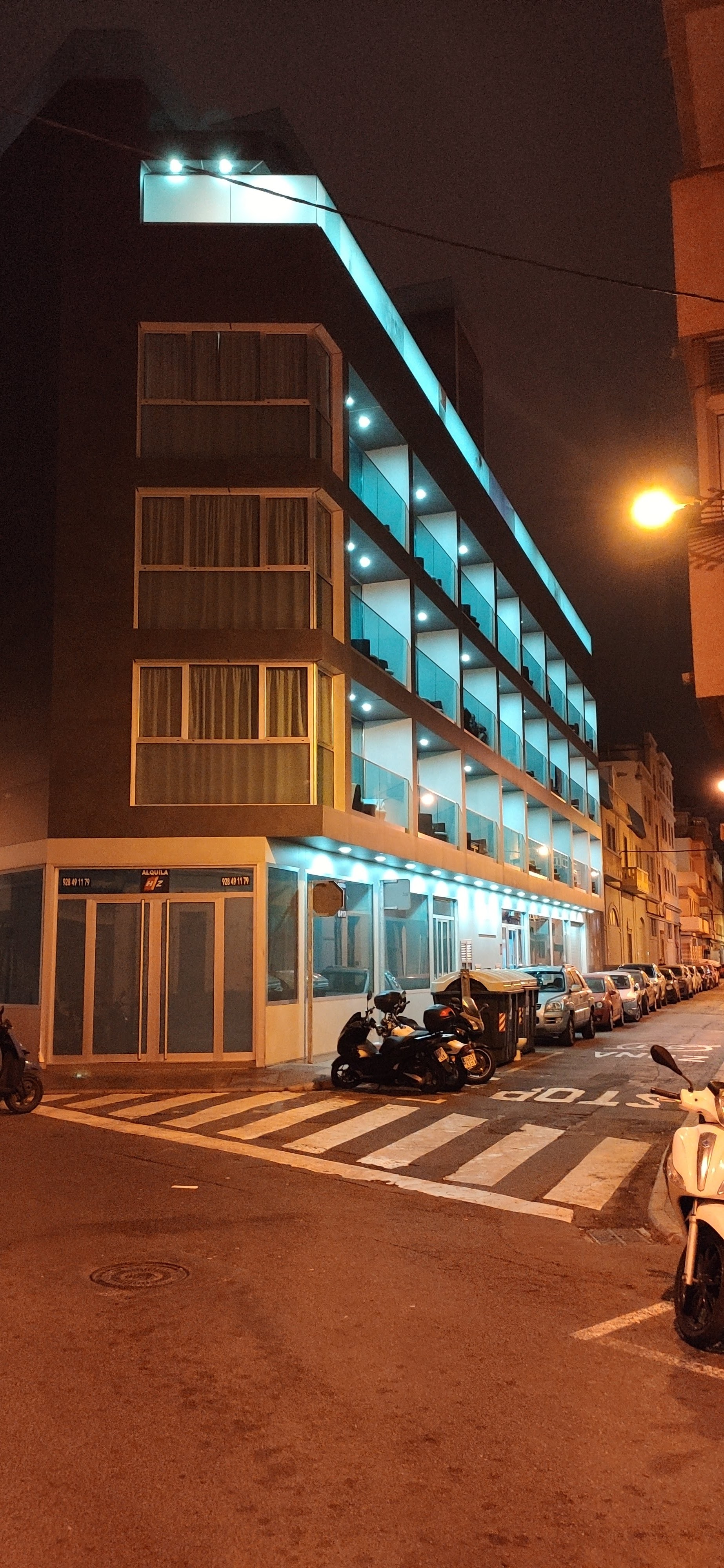 Valentina Beach Apartments & Suites