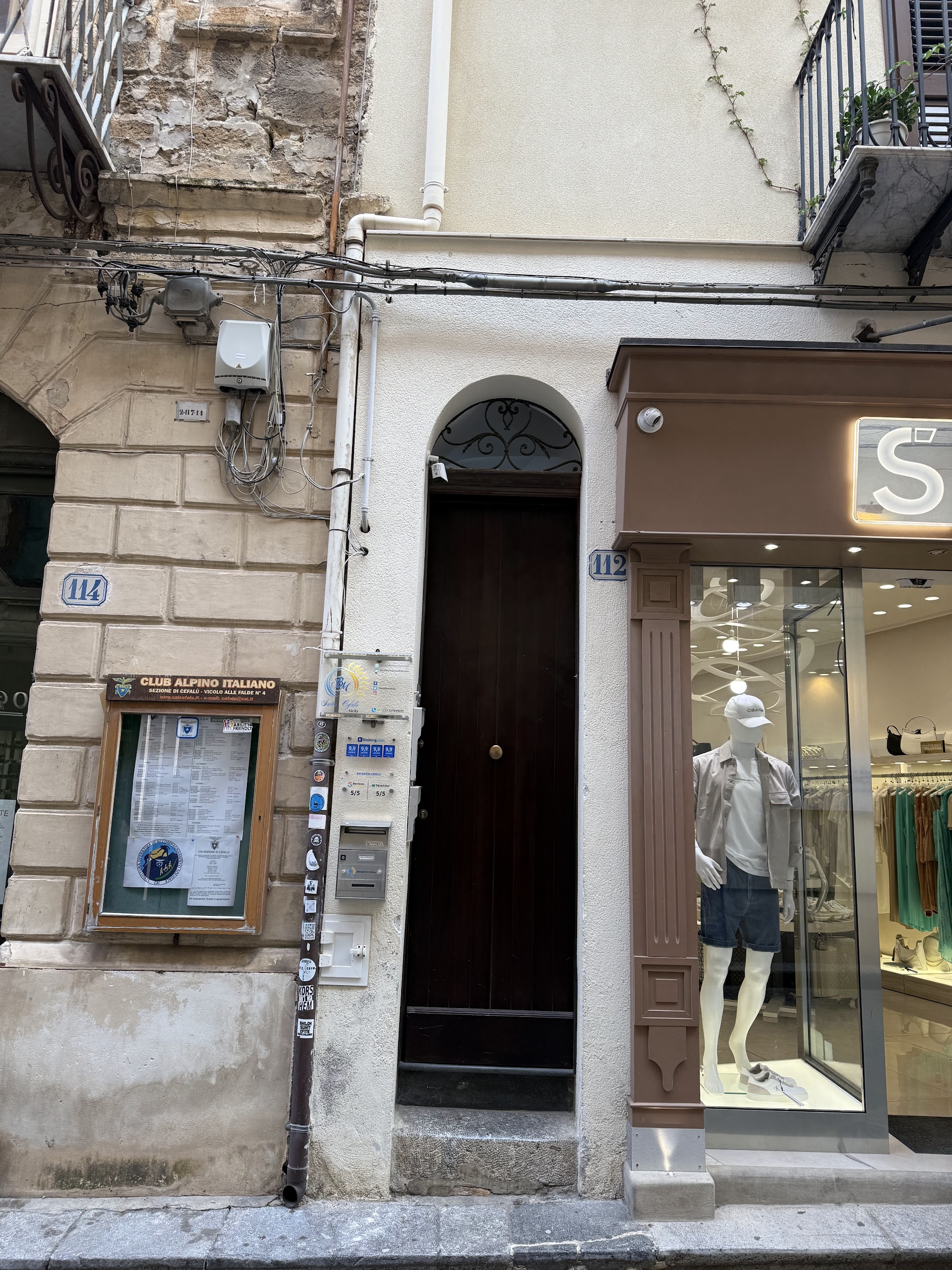 BM SUITES CEFALU