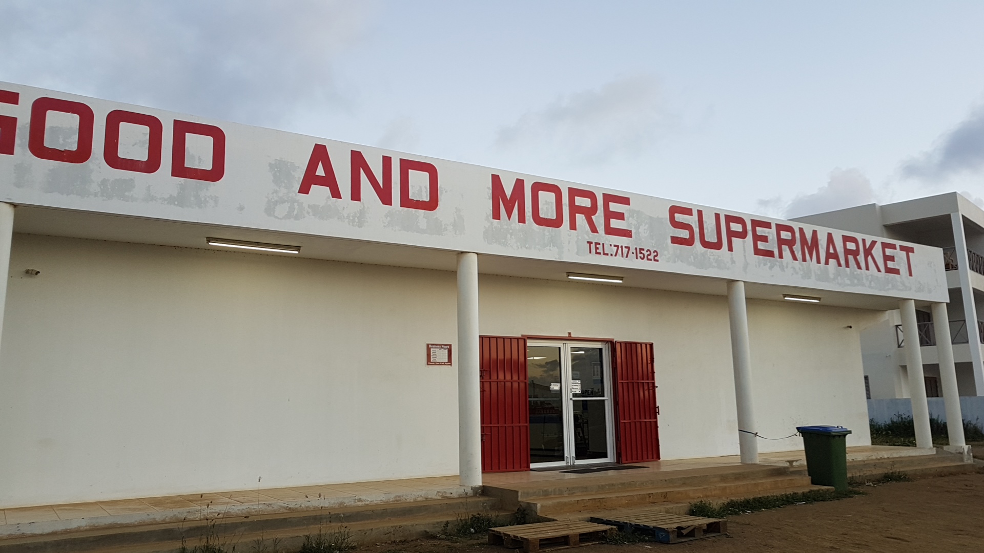 Good and more supermarket