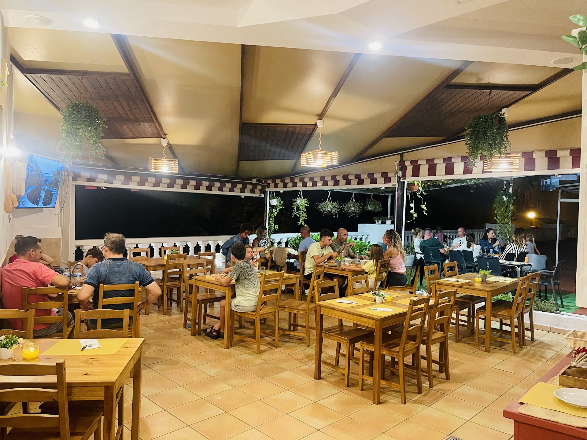 Nuevo Forno · Pizzeria & Restaurante Tenerife Sur