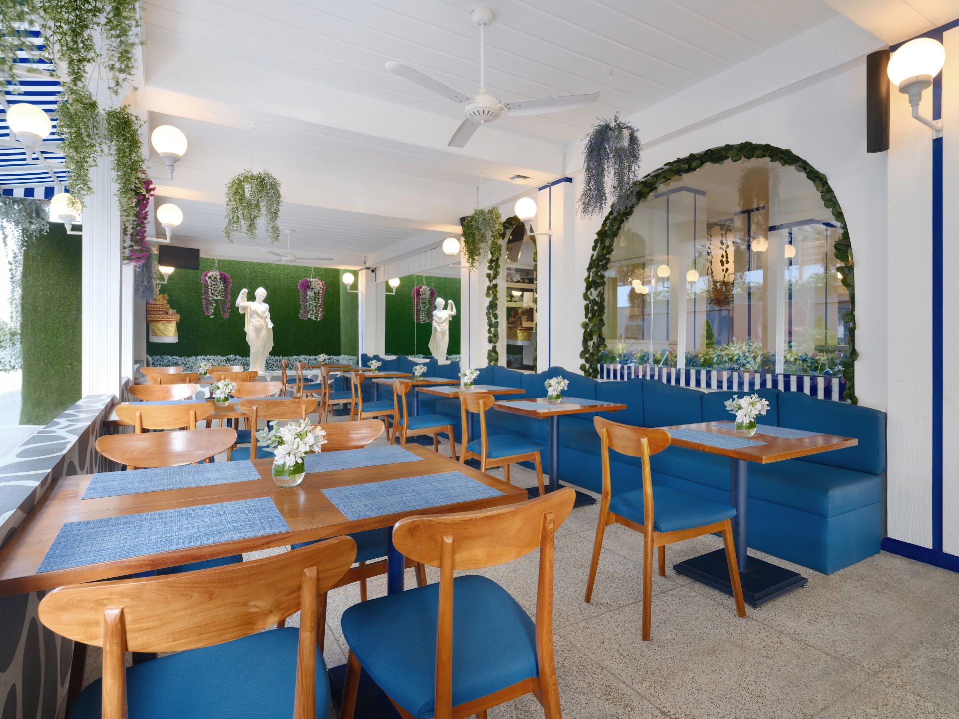 Pallas Greek Taverna