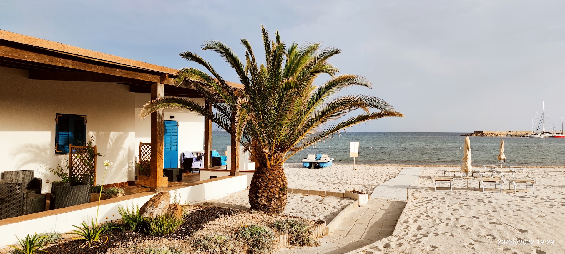 Vel Marì Rooms on the Beach