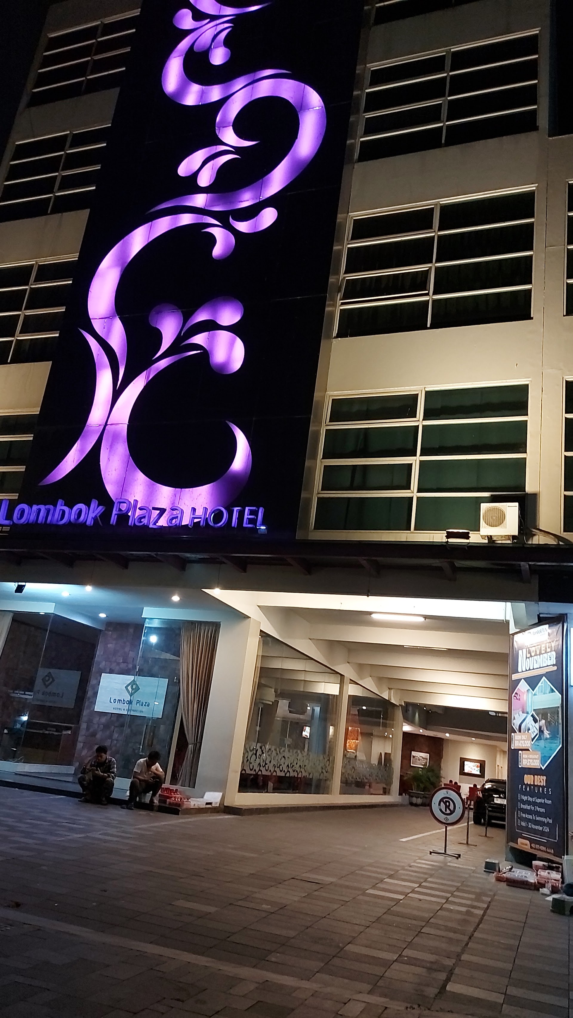 The Plaza Karaoke & Lounge Lombok