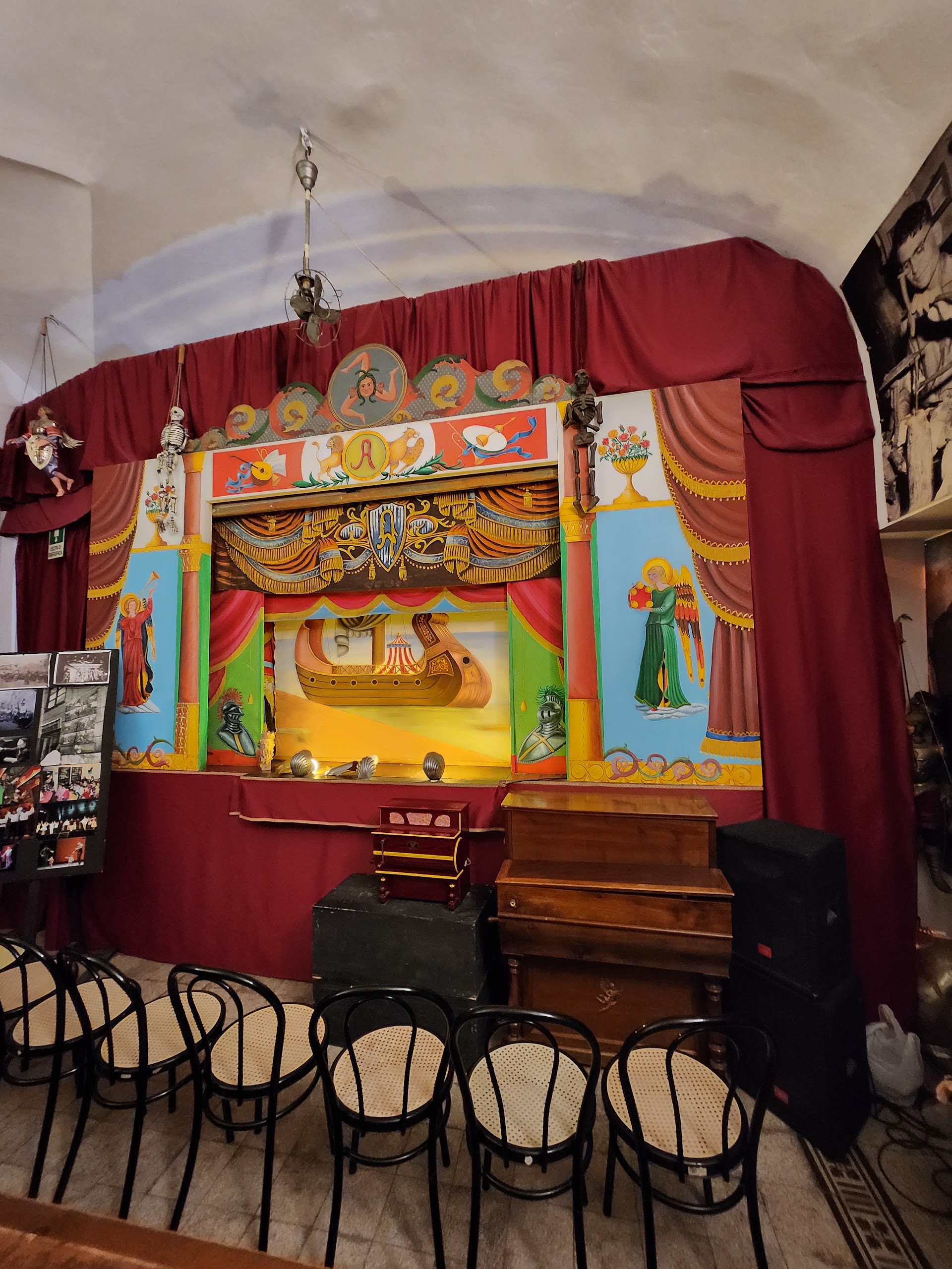 Opera dei Pupi teatro Carlo Magno Enzo Mancuso