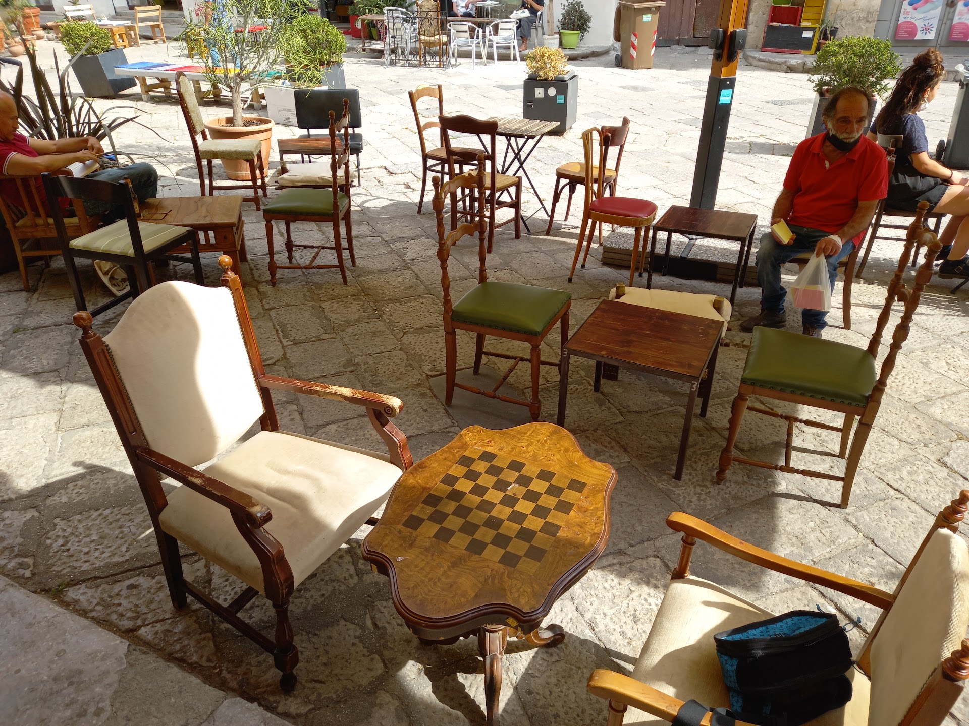 Castigamatti Dischi e Bar