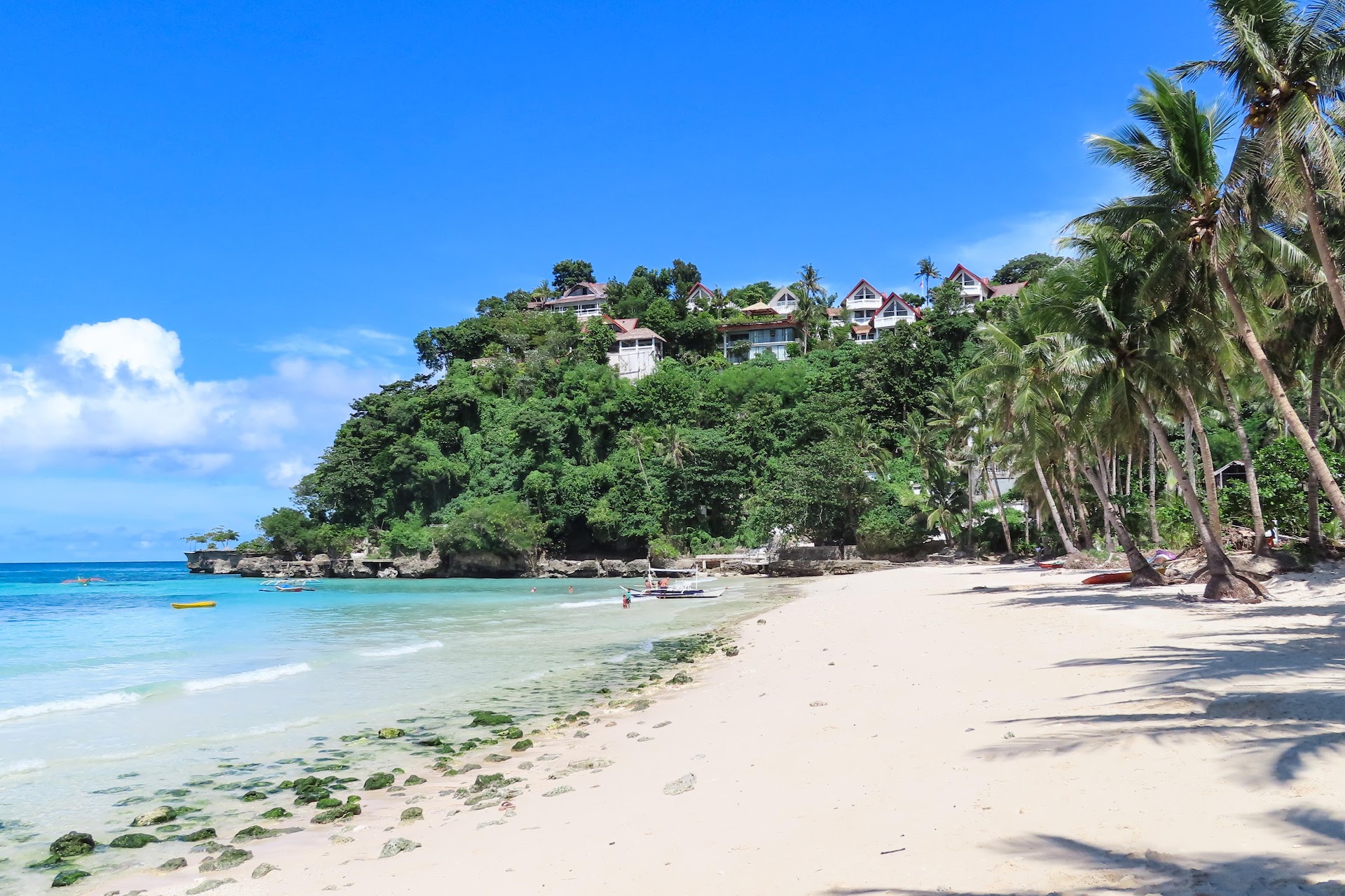 Diniwid Beach