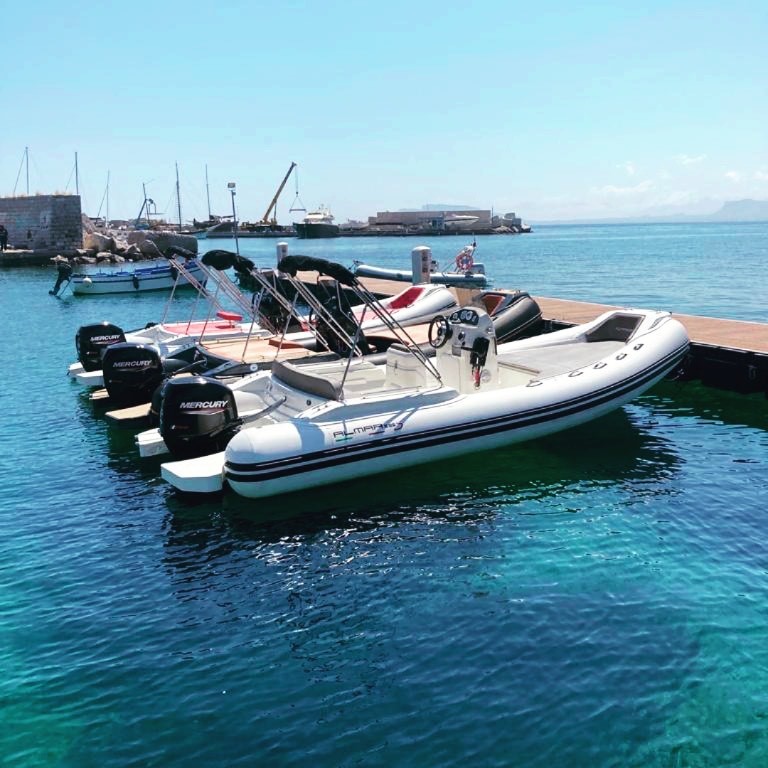 Palermobyboat - Noleggio Barche e Gommoni
