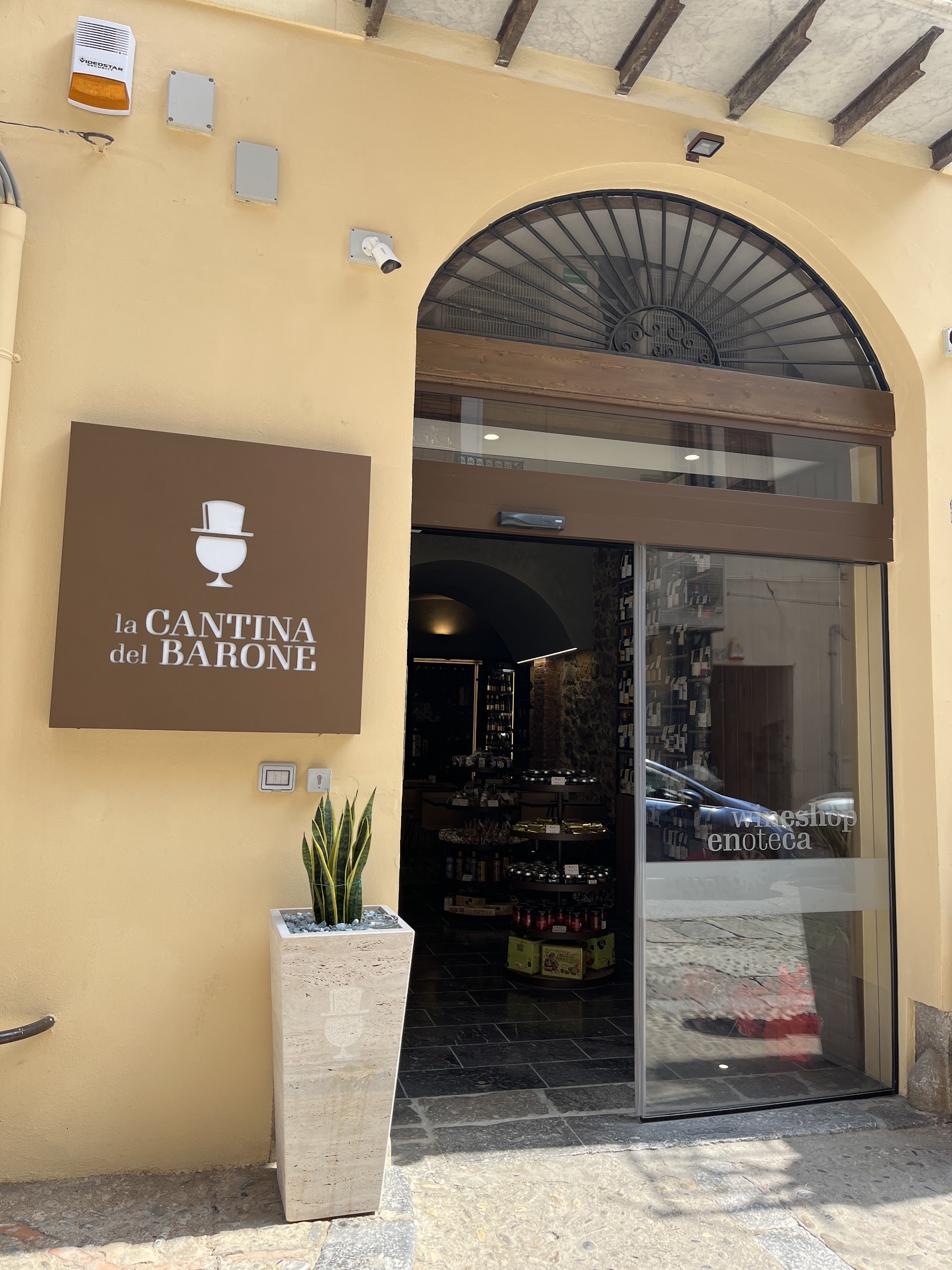 La cantina del Barone Cefalù