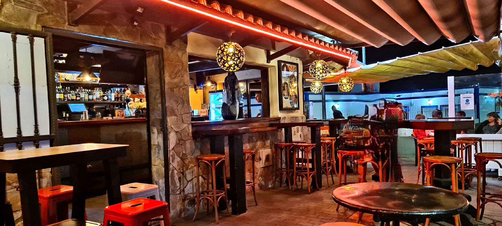 Bar Bugaloo
