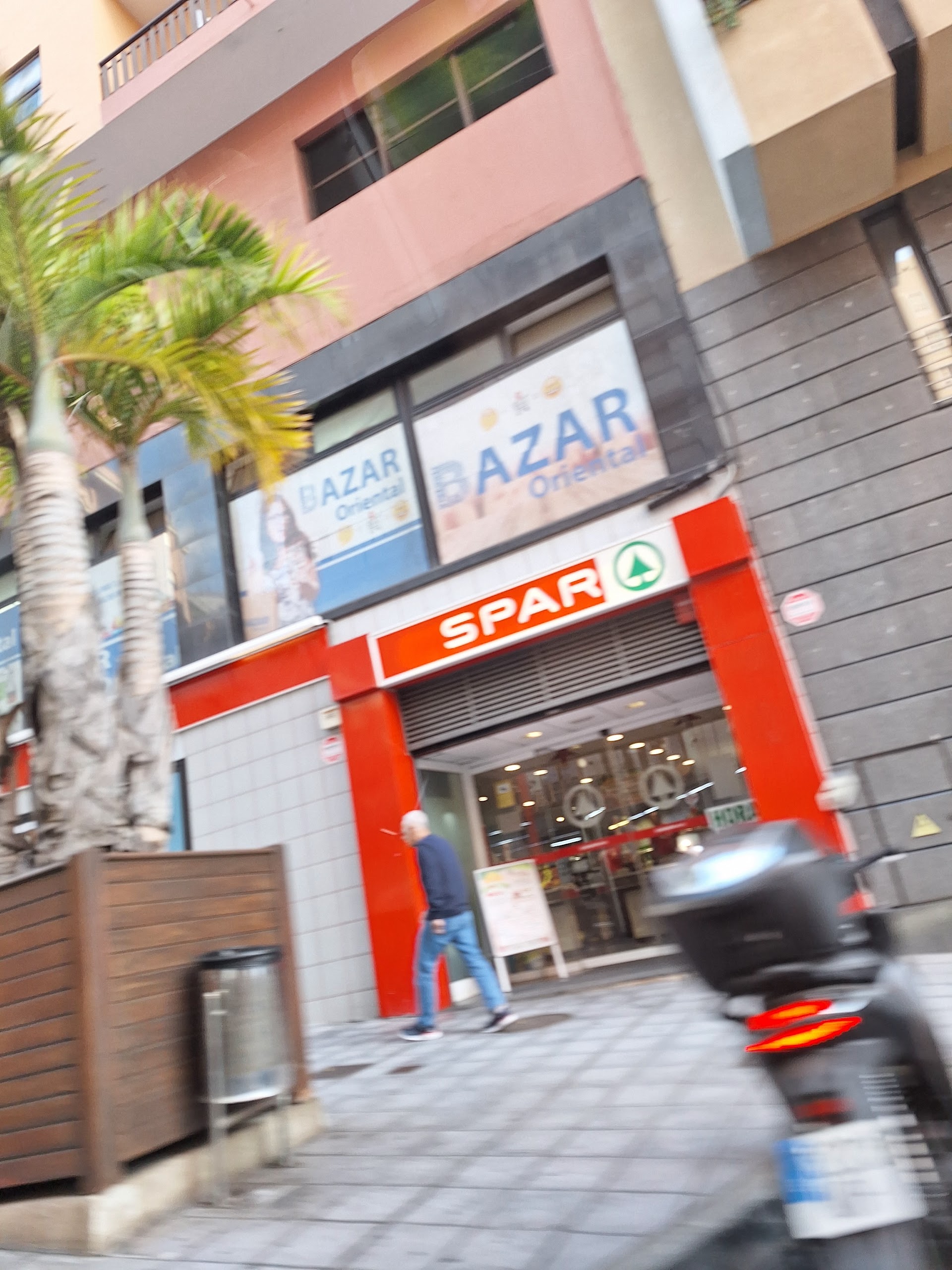Supermercados SPAR Santa Cruz de La Palma