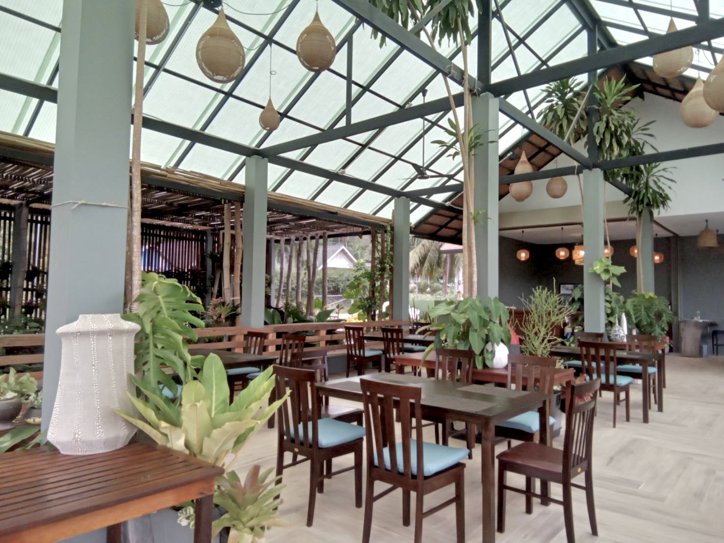 Restaurants & Dining in Manoh Pier