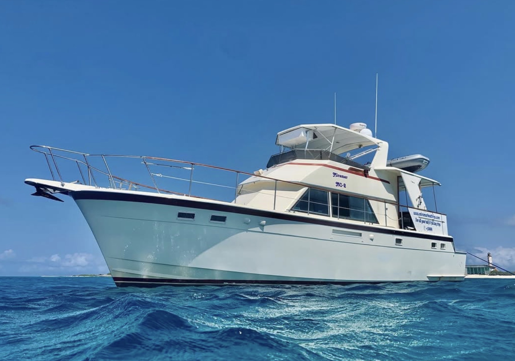 Salty Sun Charters Curacao