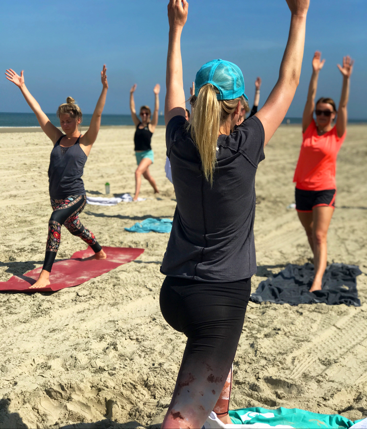Strand yoga Texel