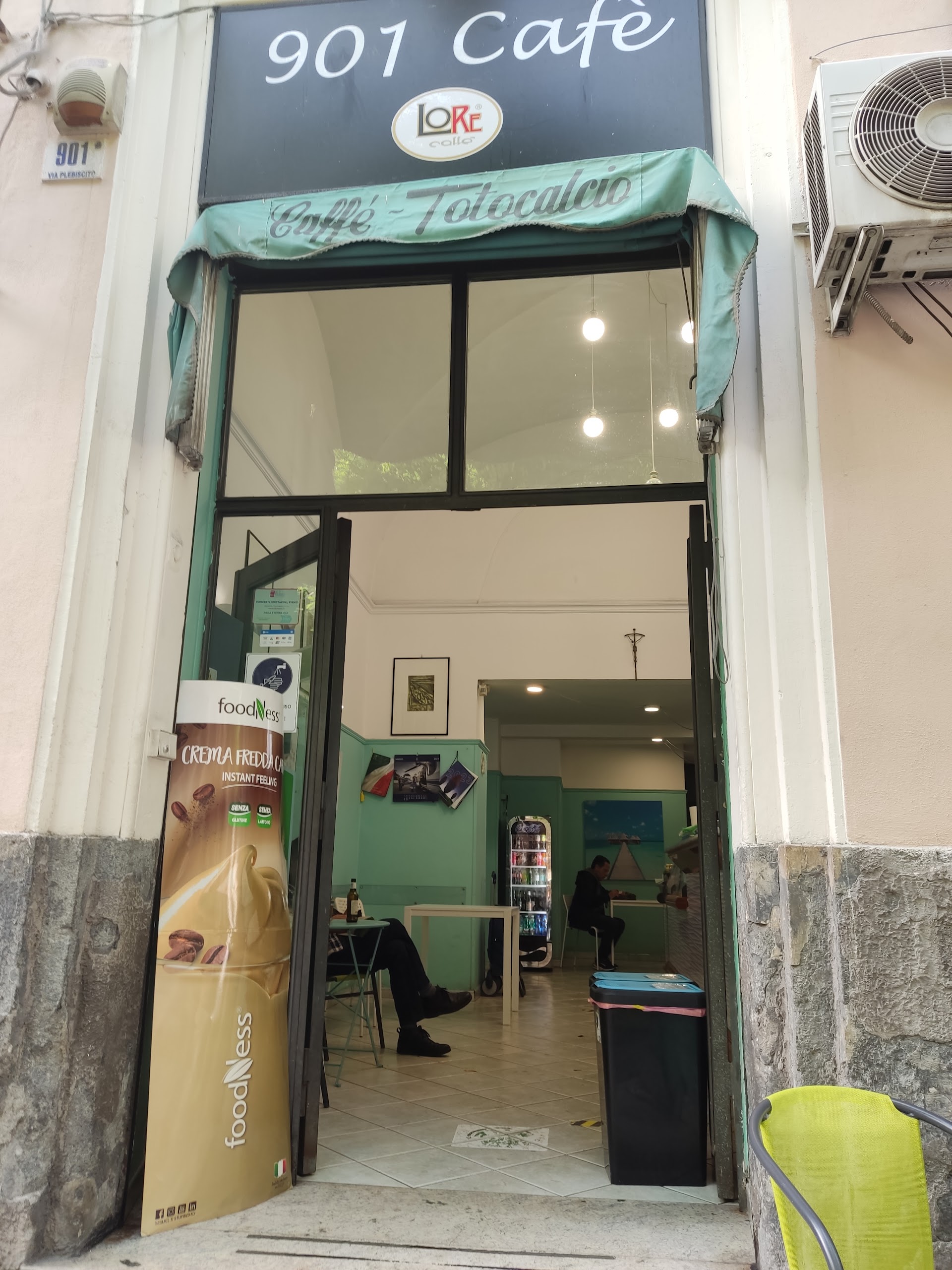 901 Café