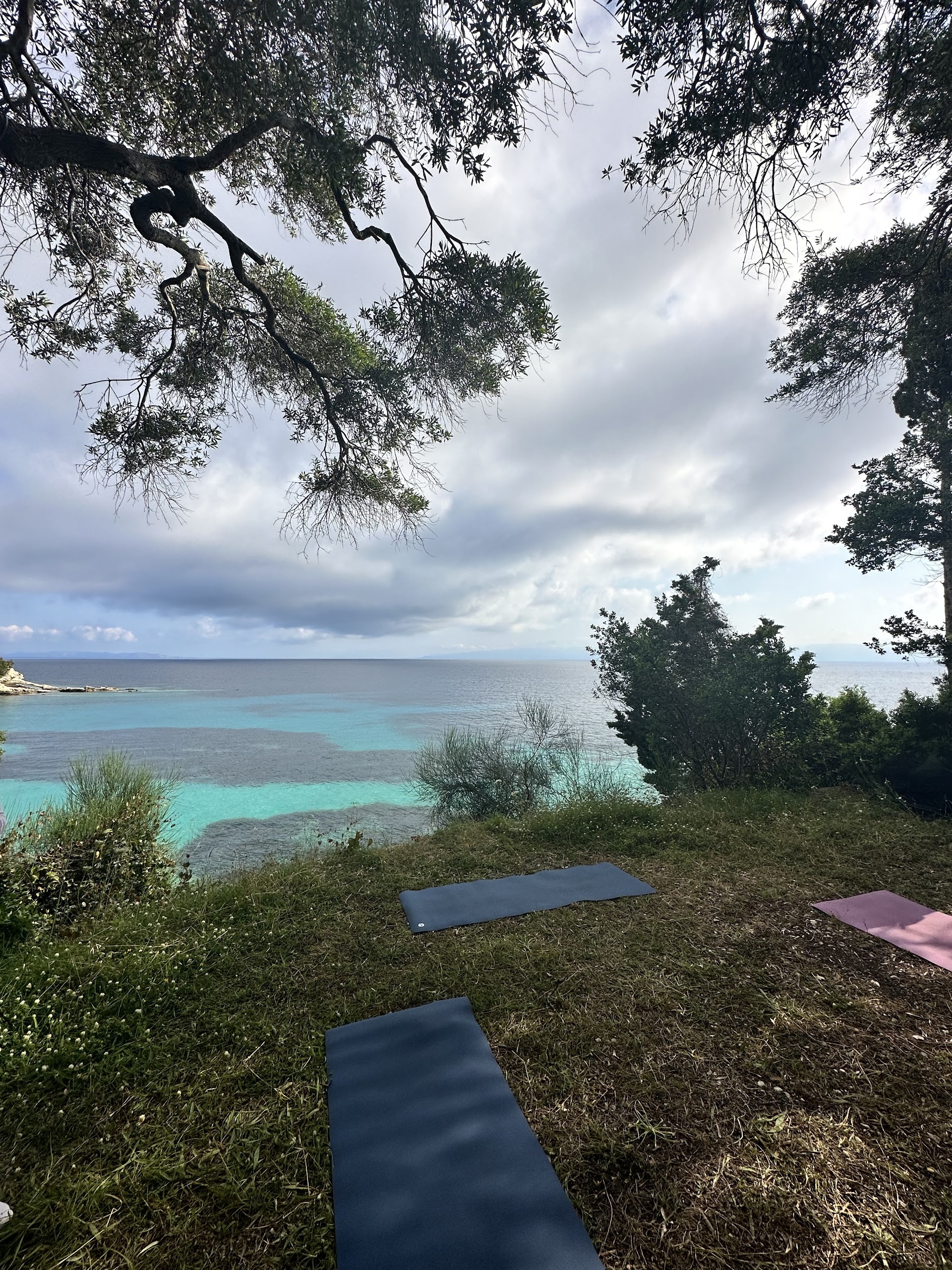 Real Happy Yoga