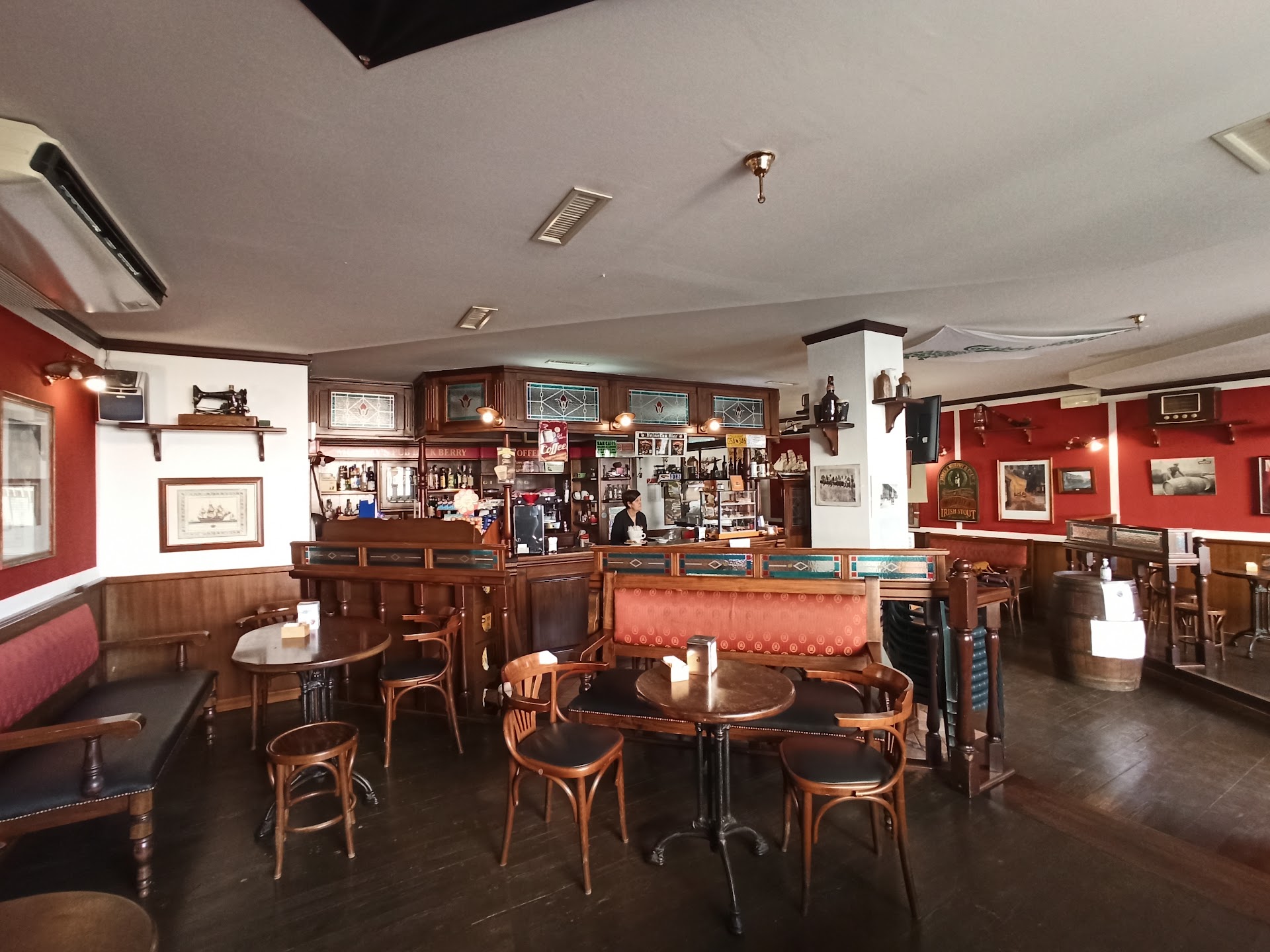 Pub Back Berry