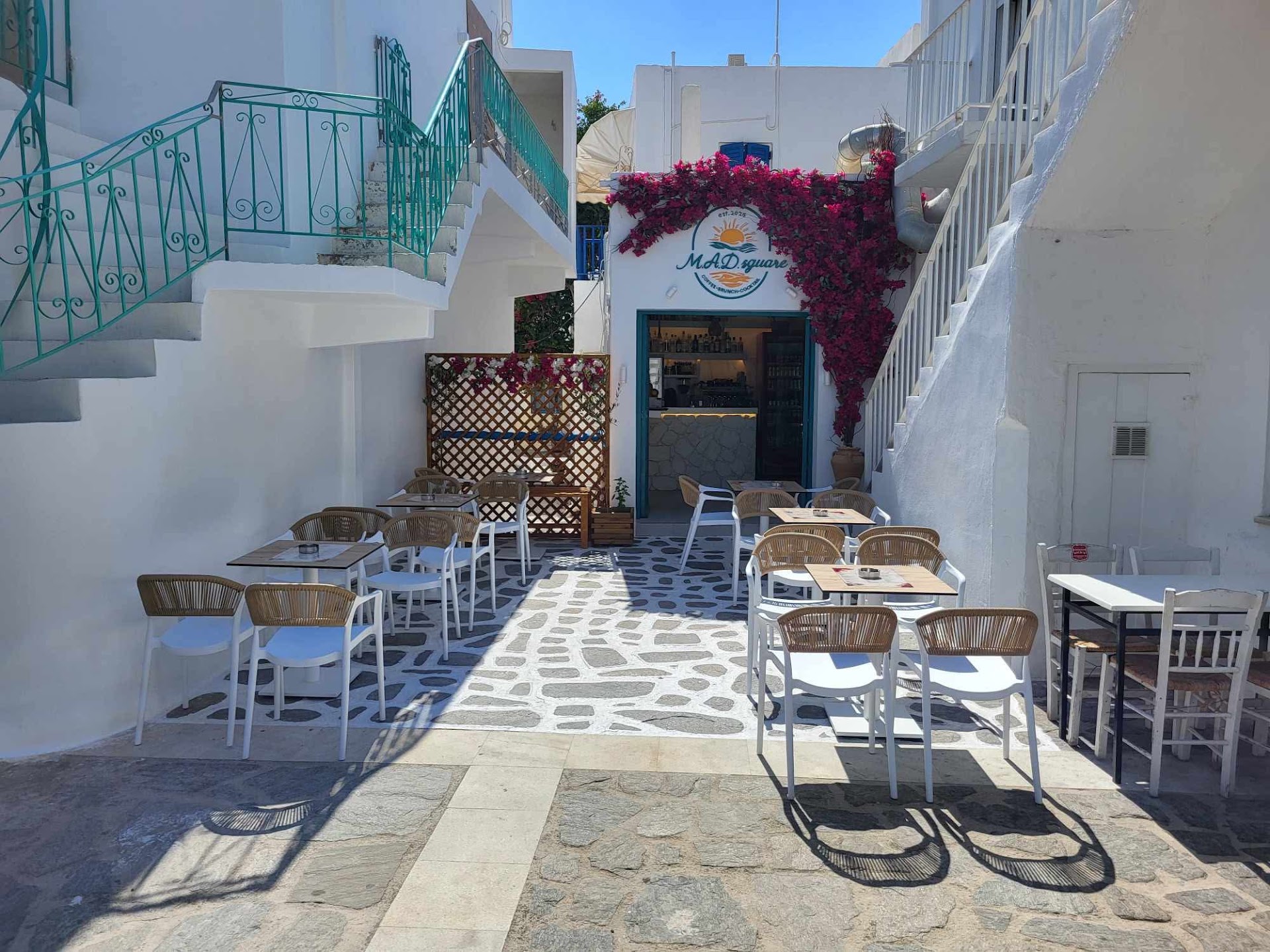 M.A.D. square Paros